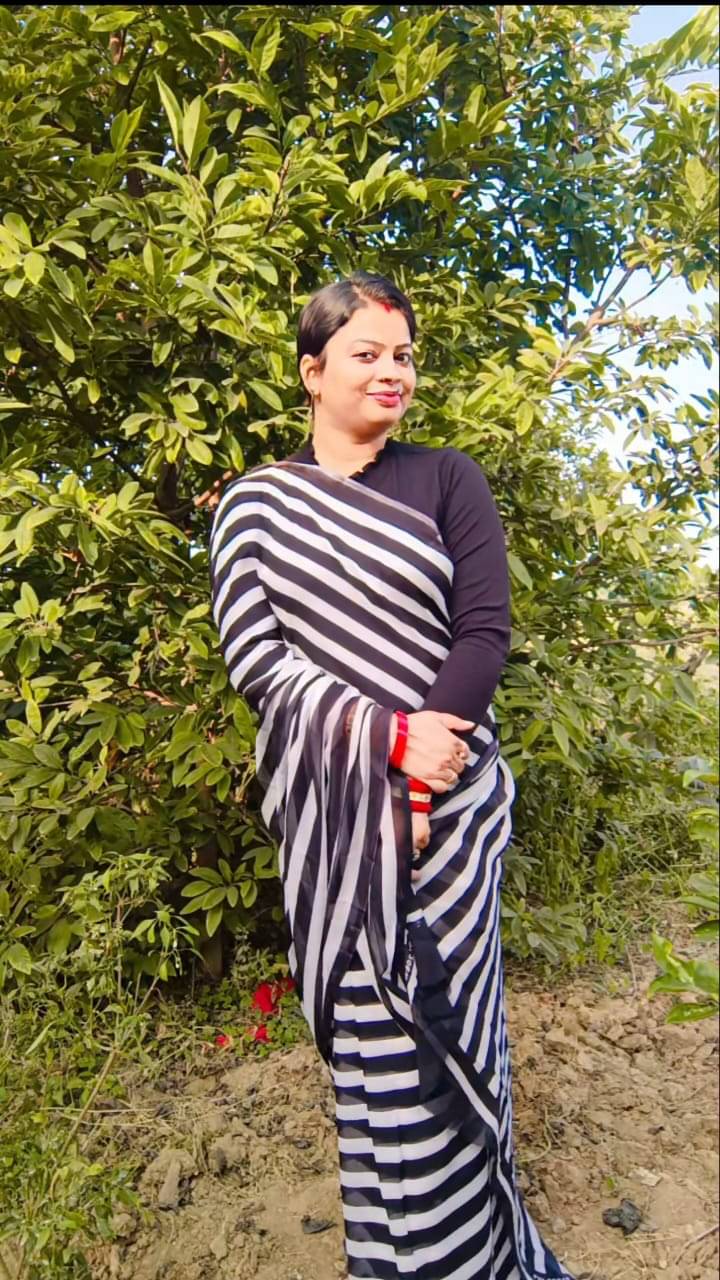     			ANAND SAREES Georgette Striped Ilkal Saree With Unstitched Blouse Piece ( Black )