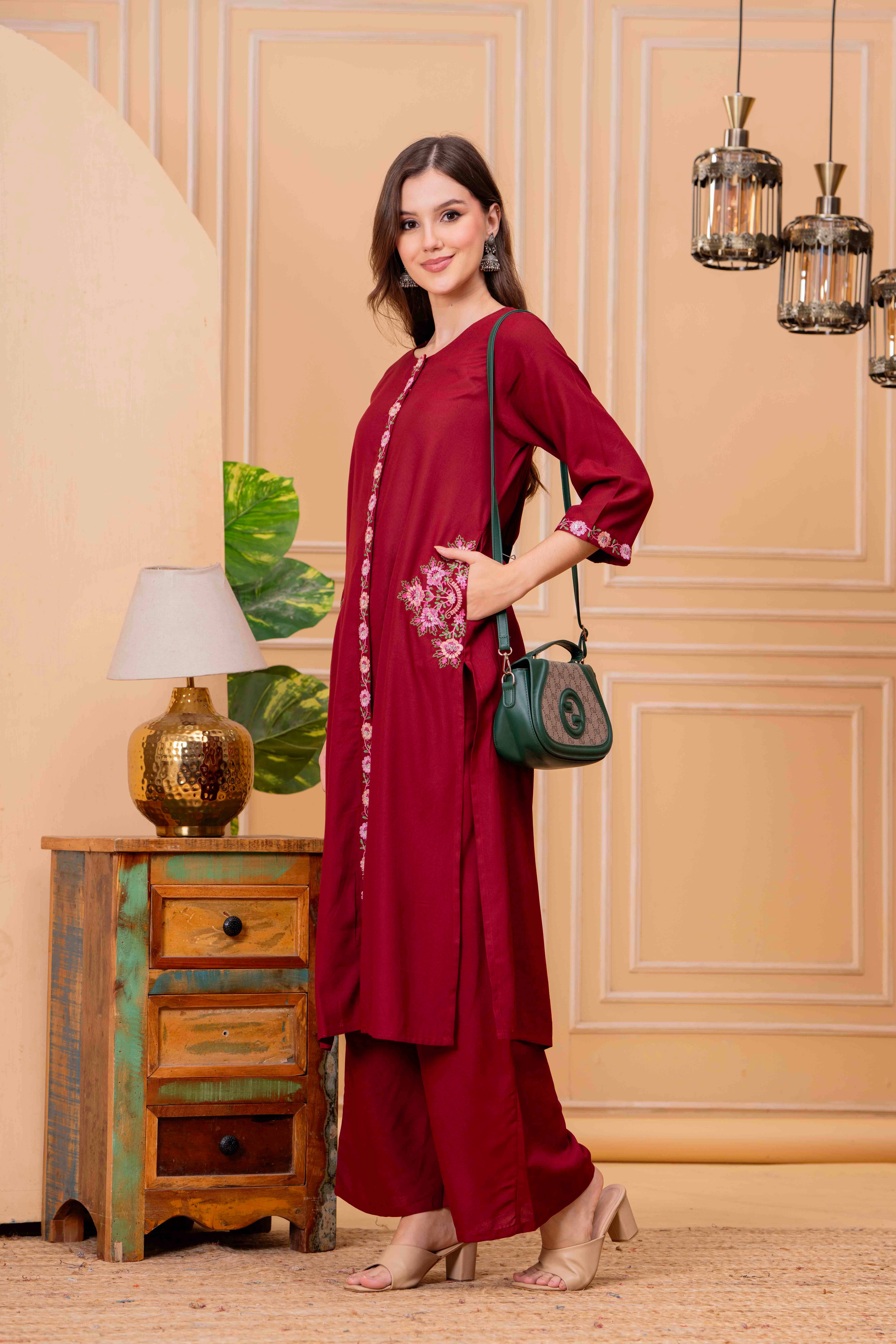     			JC4U Women Viscose Self Design Straight Kurti With Pants ( Maroon )
