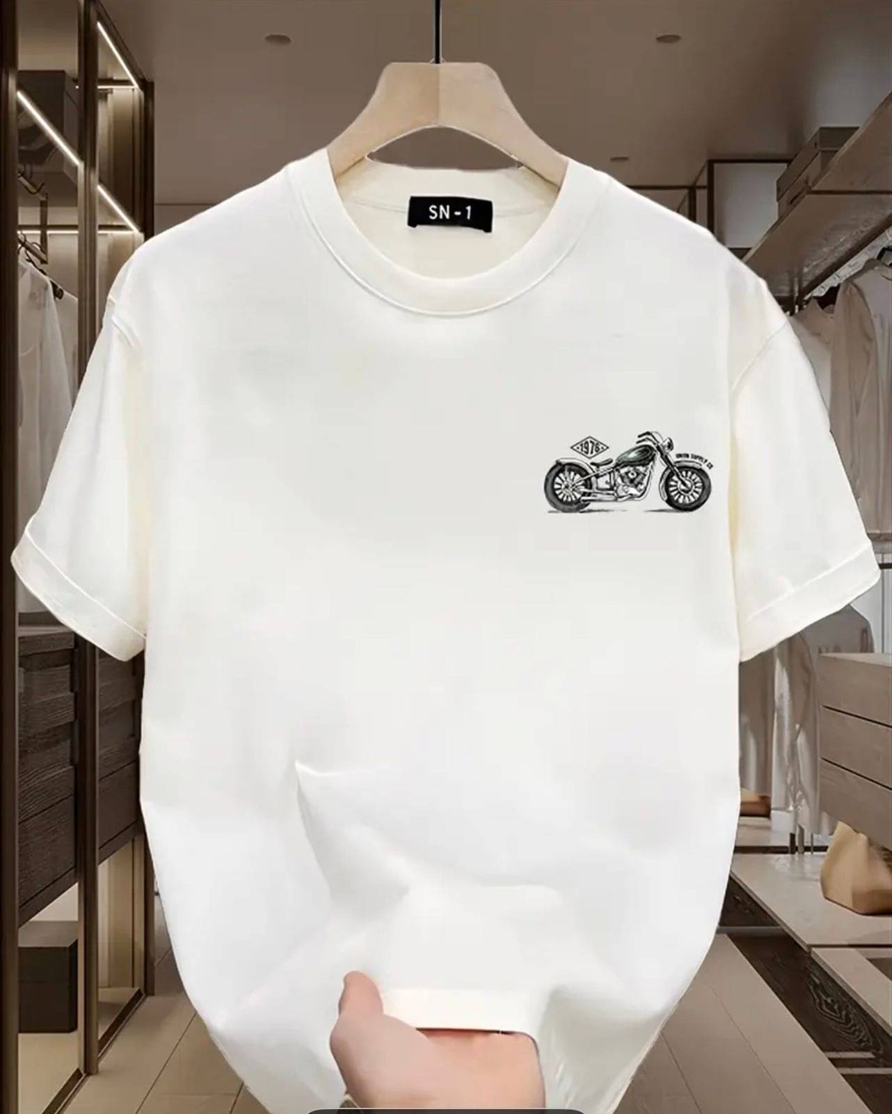 KM Men Cotton Blend Regular Fit Printed T-Shirt ( White )     			KM Men Cotton Blend Regular Fit Printed T-Shirt ( White )