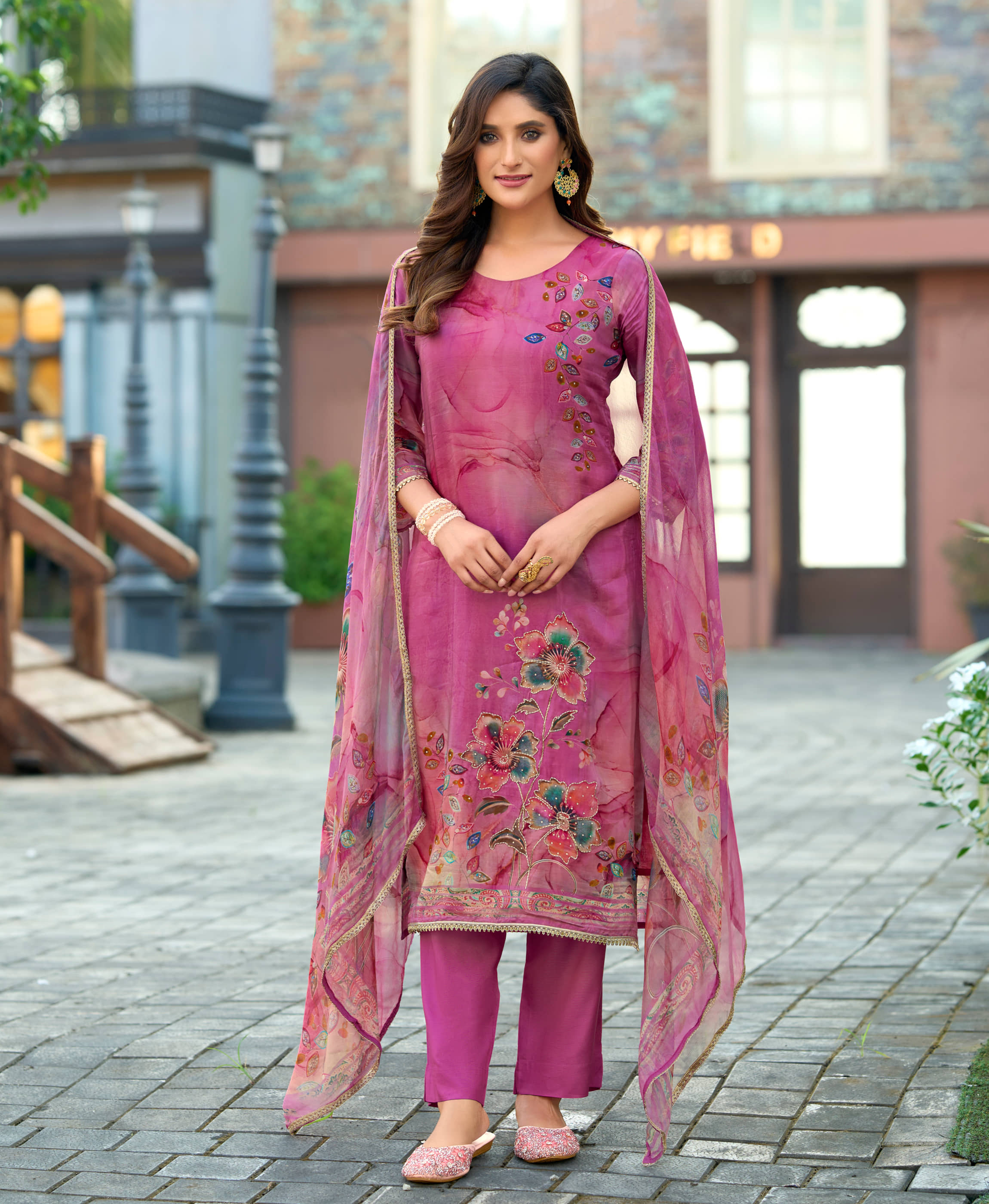 MOJILAA Women Organza Printed Straight Kurti With Pants ( Magenta )