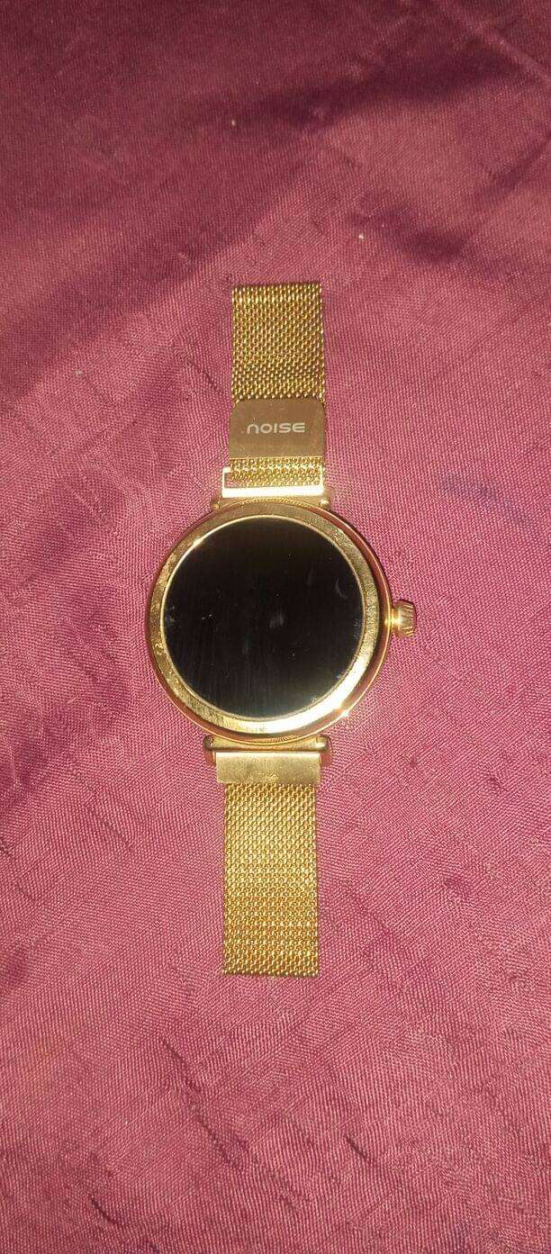     			Noiise Diva women Smartwatch refurbished ,NO CHARGING CABLE ,No box