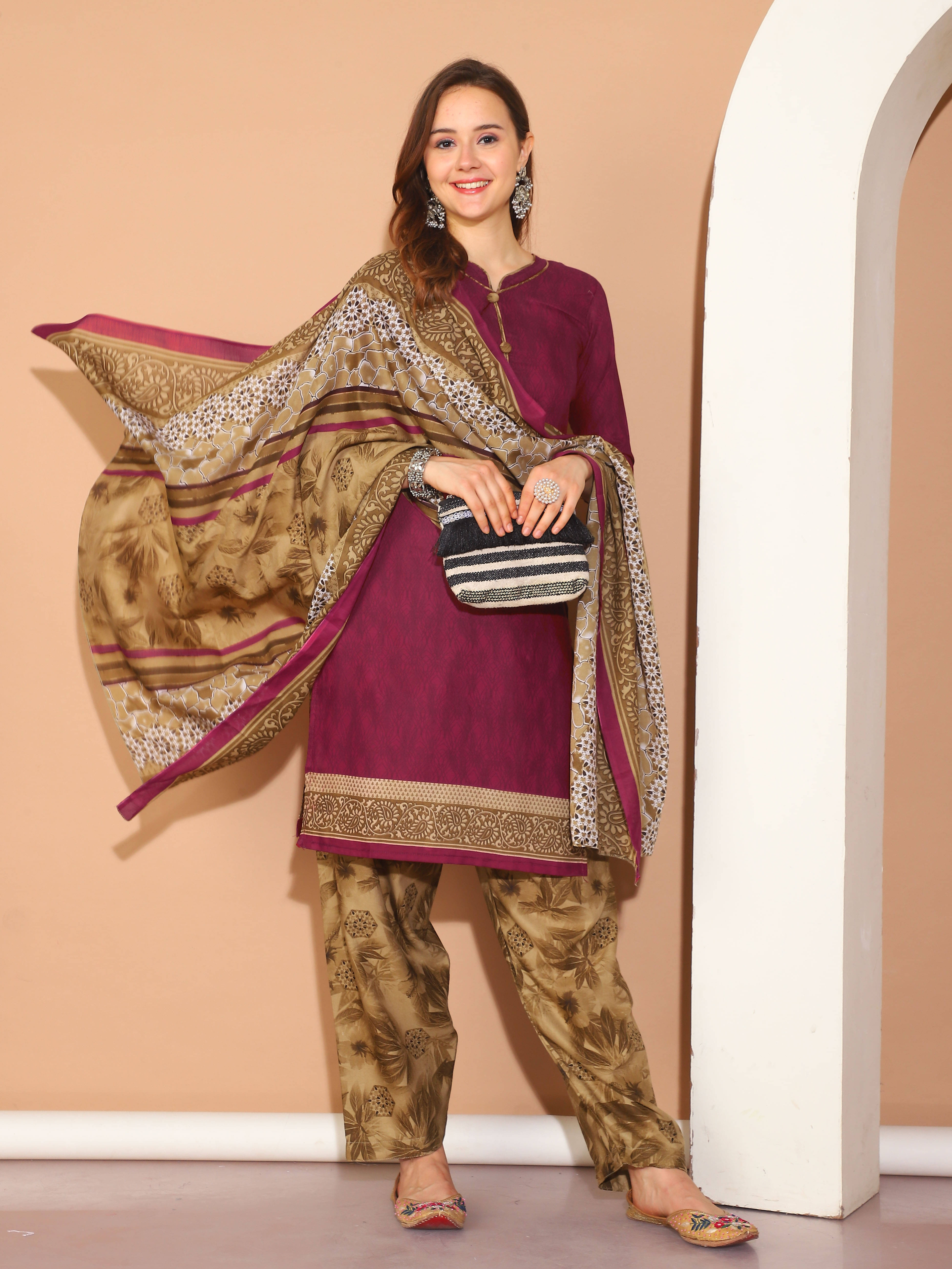 ROLYPOLY Women Cotton Blend Printed Straight Kurti With Patiala Salwar ( Wine )     			ROLYPOLY Women Cotton Blend Printed Straight Kurti With Patiala Salwar ( Wine )