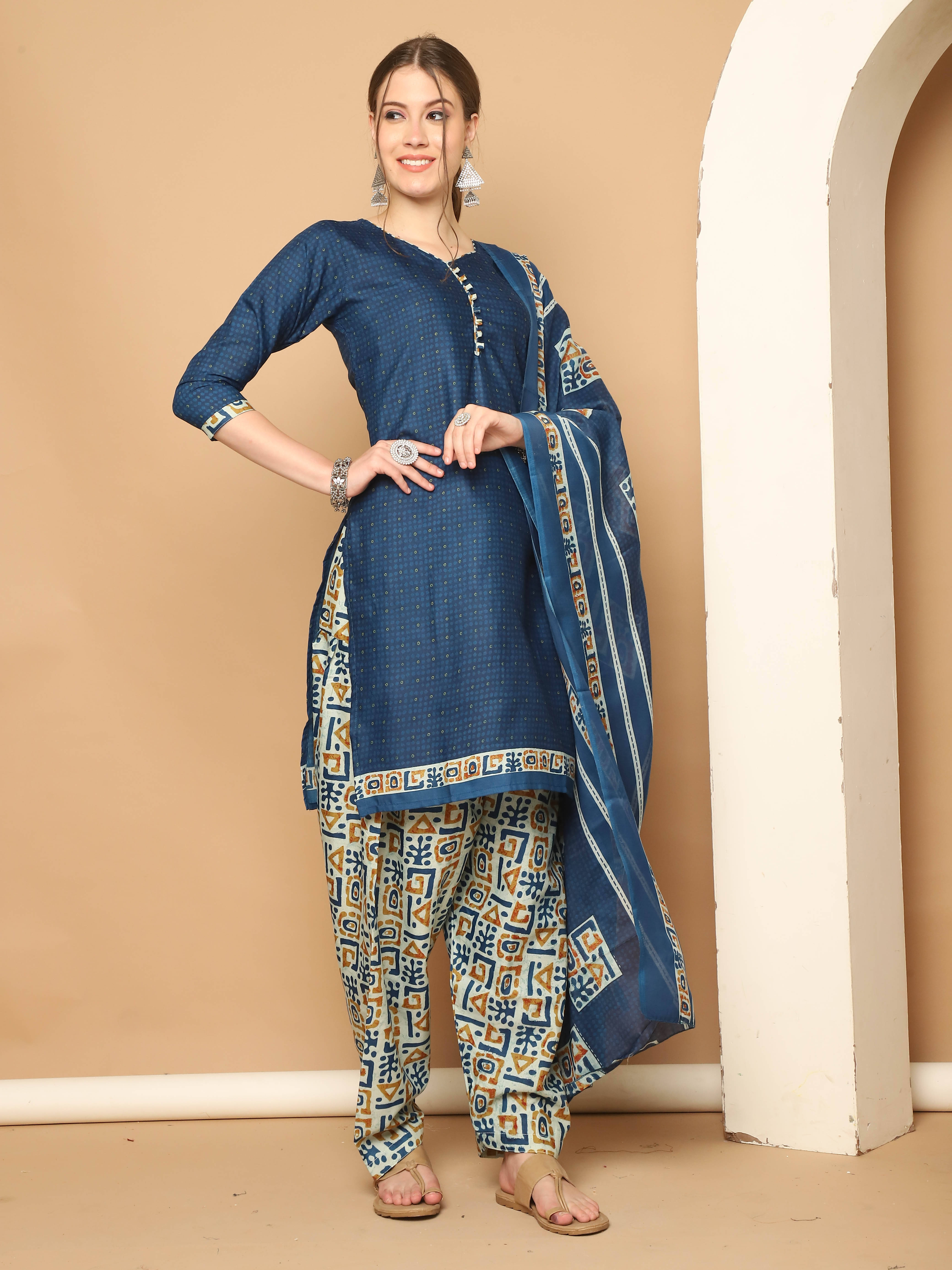    			ROLYPOLY Women Cotton Blend Printed Straight Kurti With Patiala Salwar ( Blue )