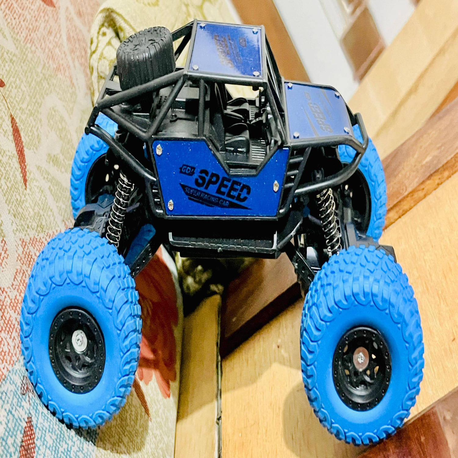     			TOYS 4 U - Blue Plastic Truck ( Pack of 1 )