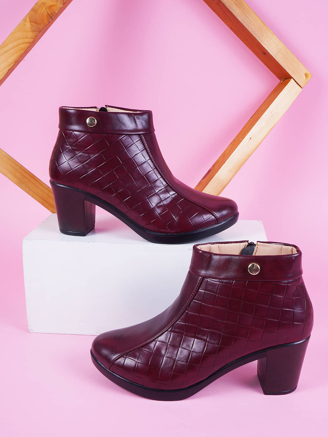     			Try me Brown Women's Ankle Length Boots