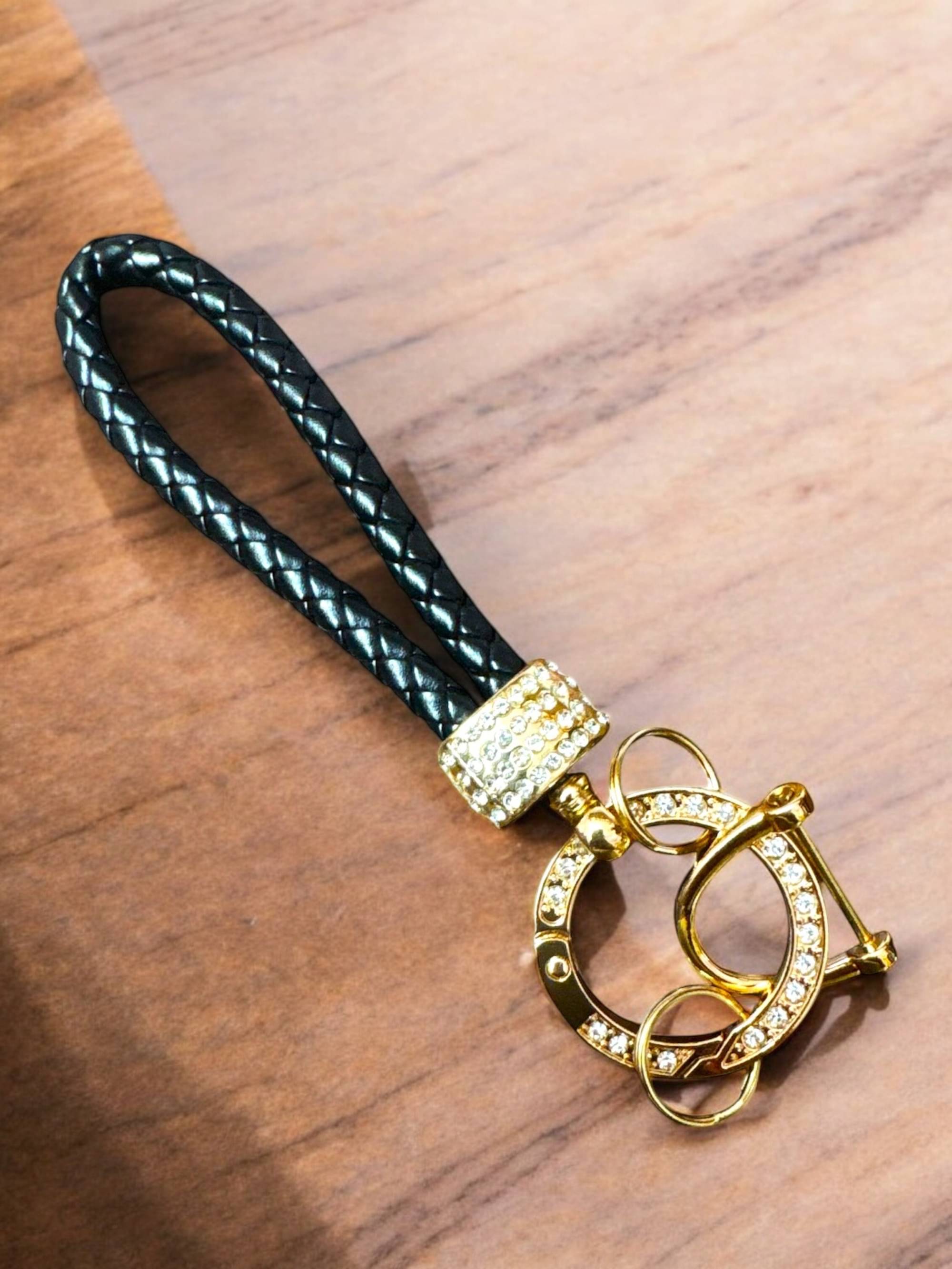 WinKey Black Men's Regular Keychain ( Pack of 1 )     			WinKey Black Men's Regular Keychain ( Pack of 1 )
