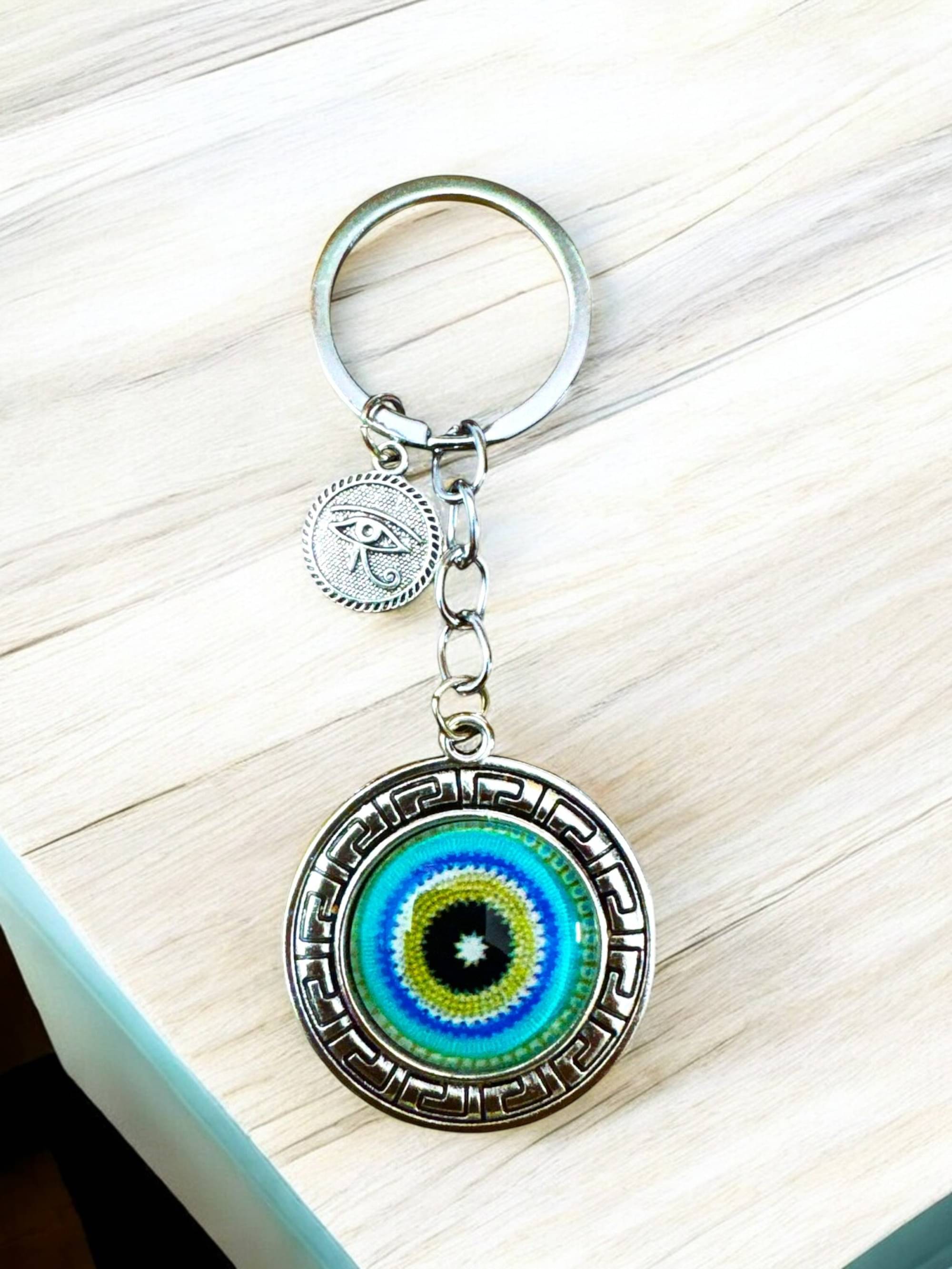 WinKey Multicolor Men's Regular Keychain ( Pack of 1 ) WinKey Multicolor Men's Regular Keychain ( Pack of 1 )