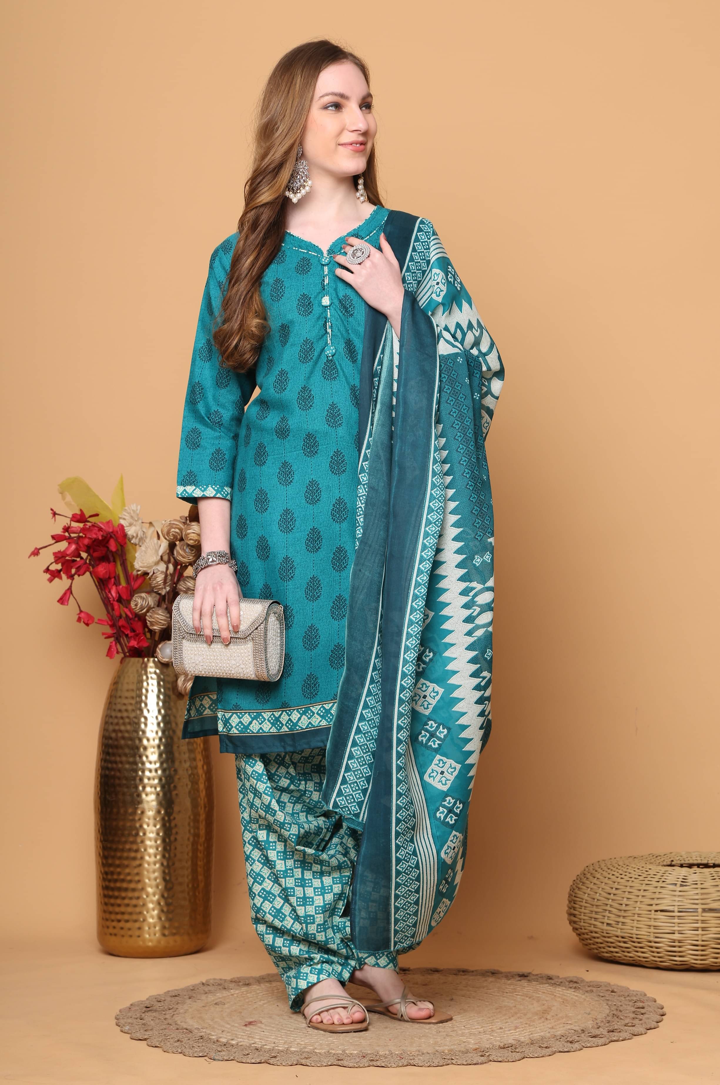     			Aaradhya Fashion Women Cotton Blend Printed Straight Kurti With Patiala Salwar ( Teal )