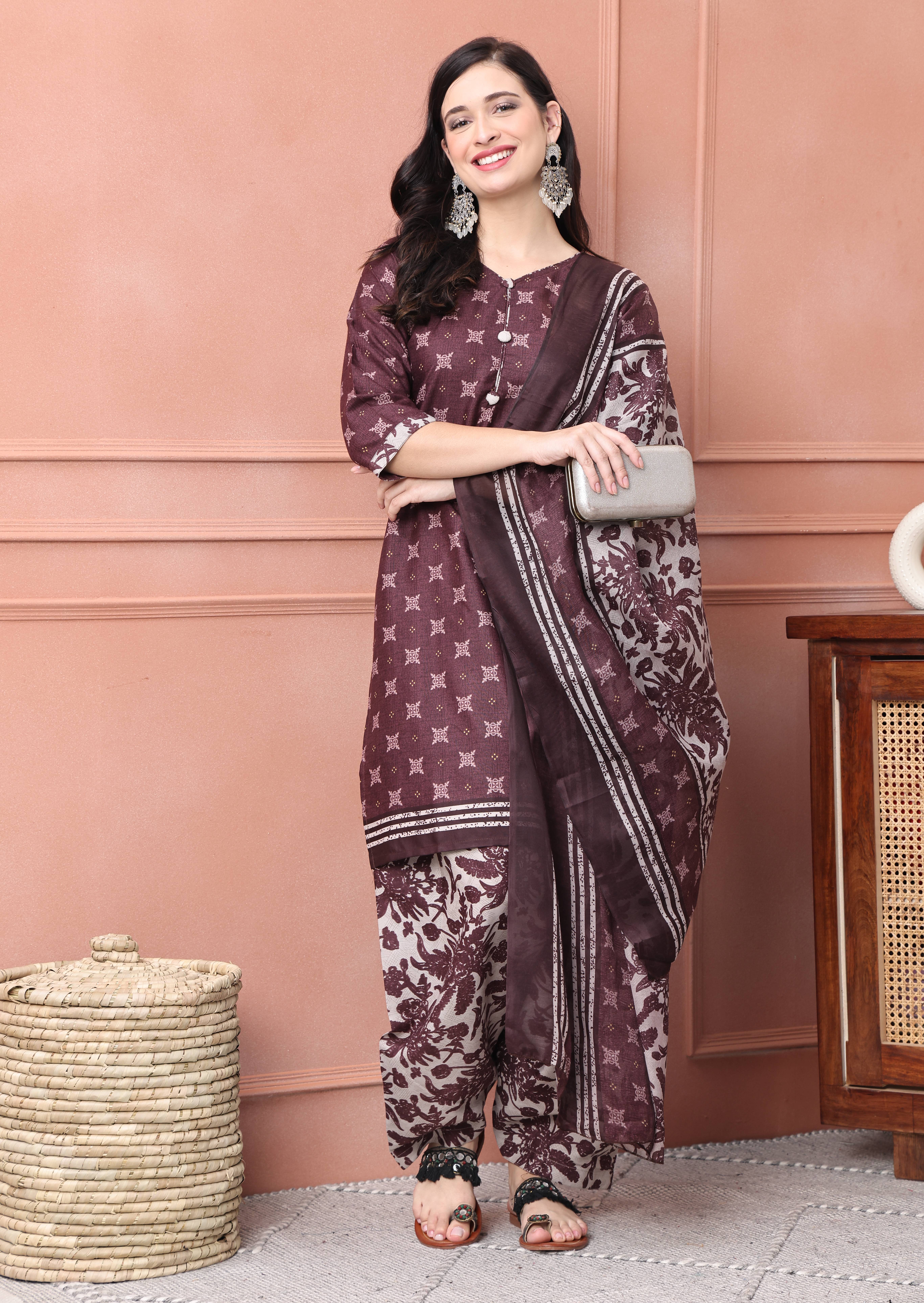 Aaradhya Fashion Women Cotton Blend Printed Straight Kurti With Patiala Salwar ( Wine ) Aaradhya Fashion Women Cotton Blend Printed Straight Kurti With Patiala Salwar ( Wine )