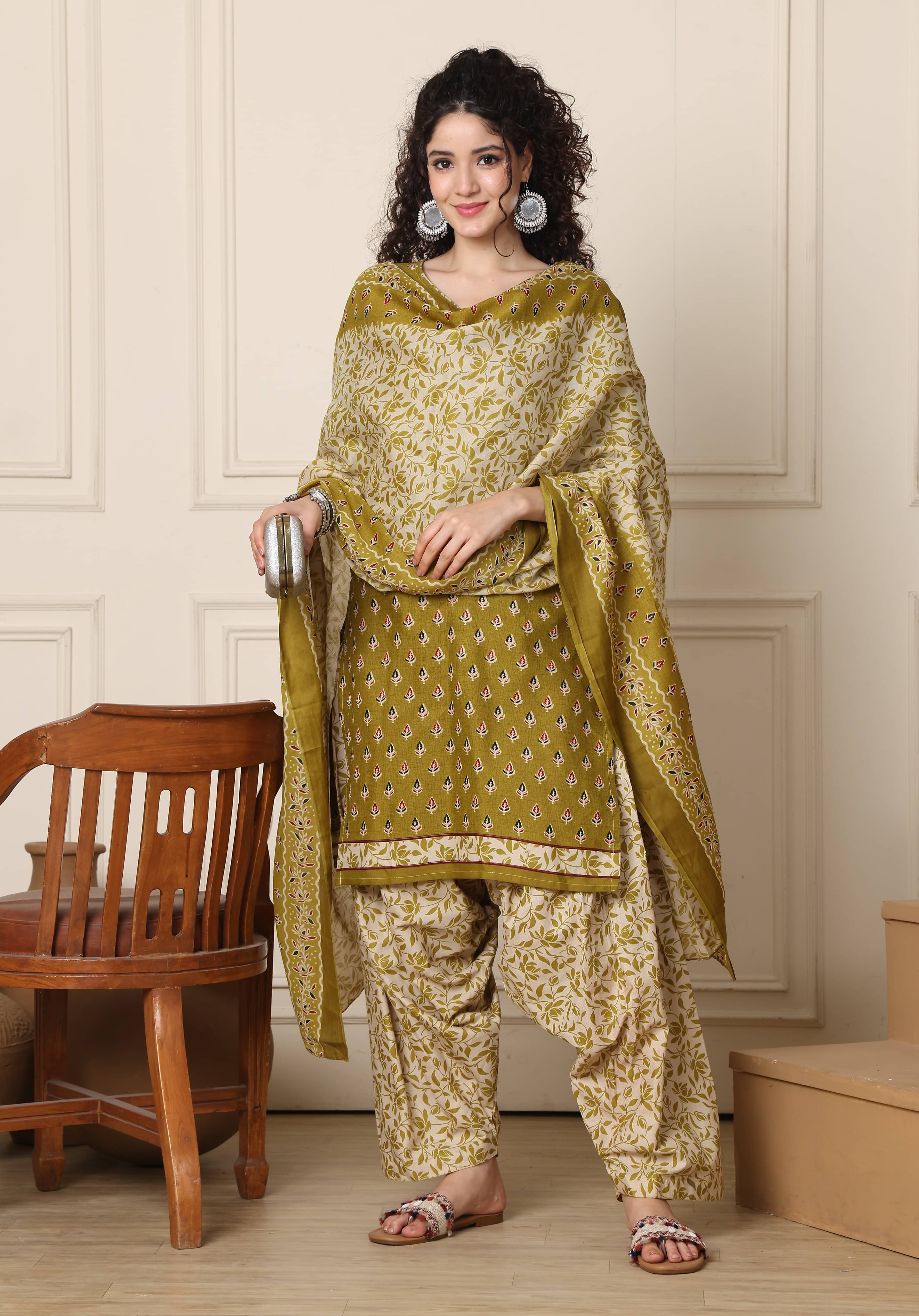 Aaradhya Fashion Women Cotton Blend Printed Straight Kurti With Patiala Salwar ( Green ) Aaradhya Fashion Women Cotton Blend Printed Straight Kurti With Patiala Salwar ( Green )