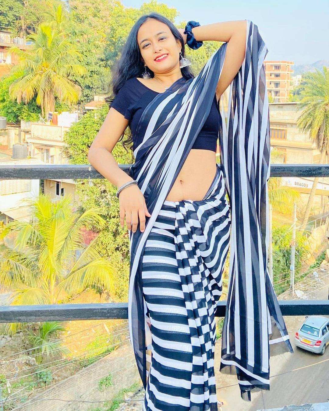 Kashvi Sarees Georgette Printed Ilkal Saree With Unstitched Blouse Piece ( Black ) Kashvi Sarees Georgette Printed Ilkal Saree With Unstitched Blouse Piece ( Black )