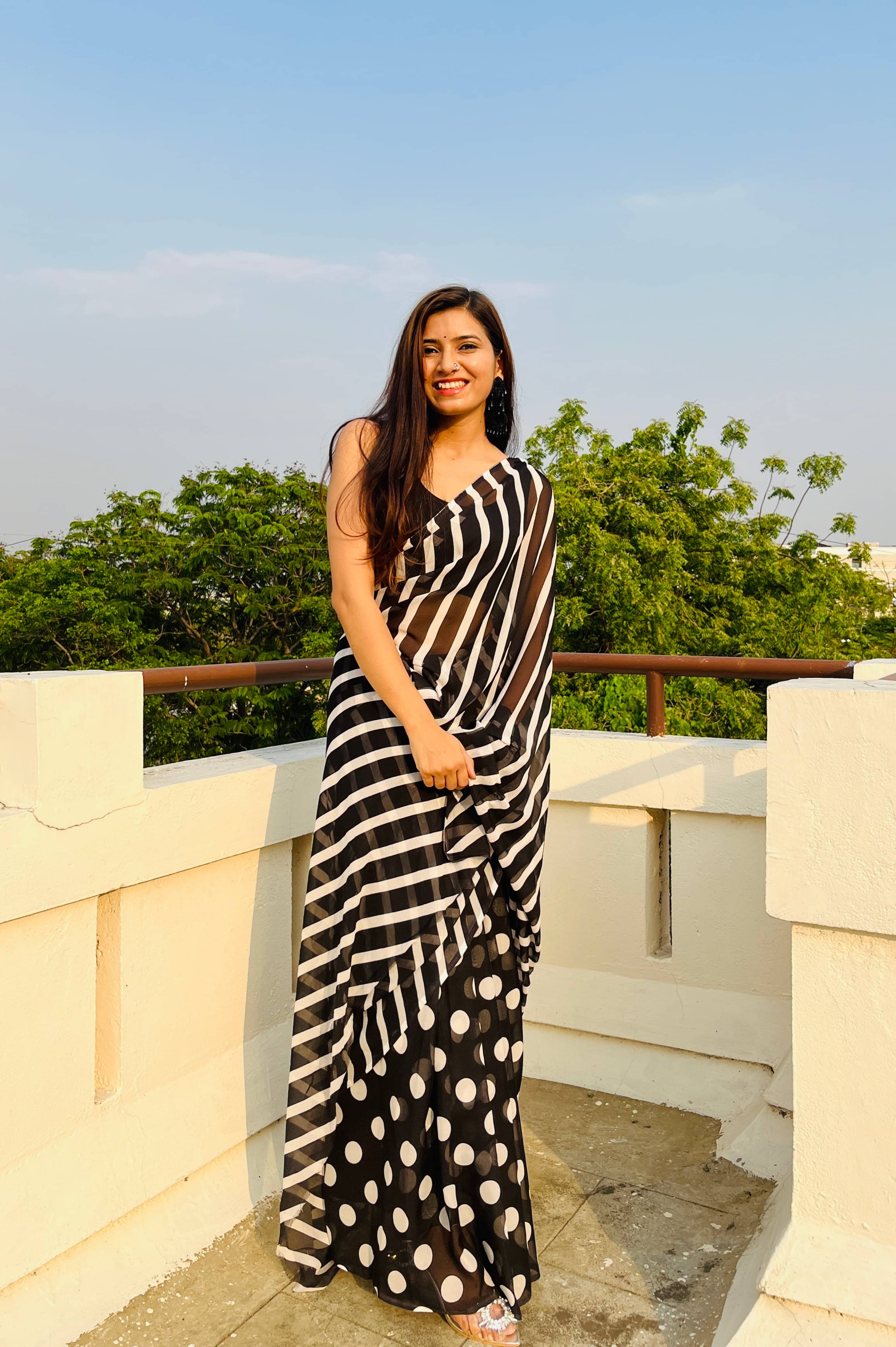 Kashvi Sarees Georgette Printed Ilkal Saree With Unstitched Blouse Piece ( Black )     			Kashvi Sarees Georgette Printed Ilkal Saree With Unstitched Blouse Piece ( Black )