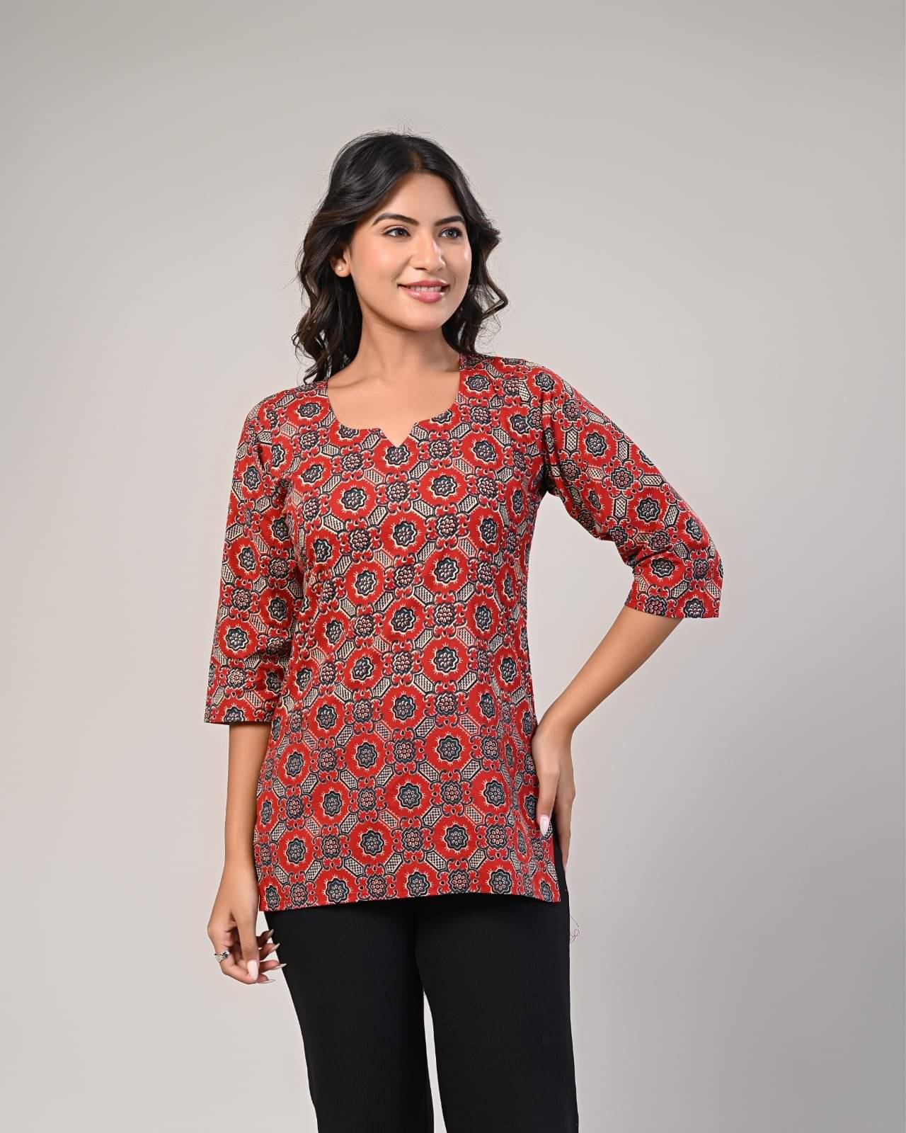 SEREN MILANO Women Cotton Printed Straight Kurti ( Maroon )     			SEREN MILANO Women Cotton Printed Straight Kurti ( Maroon )