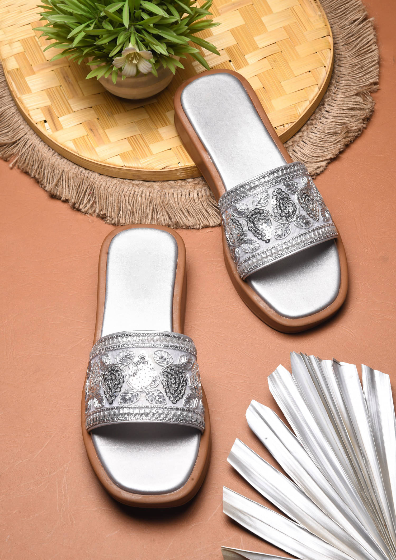 Try me Silver Women's Flats Try me Silver Women's Flats