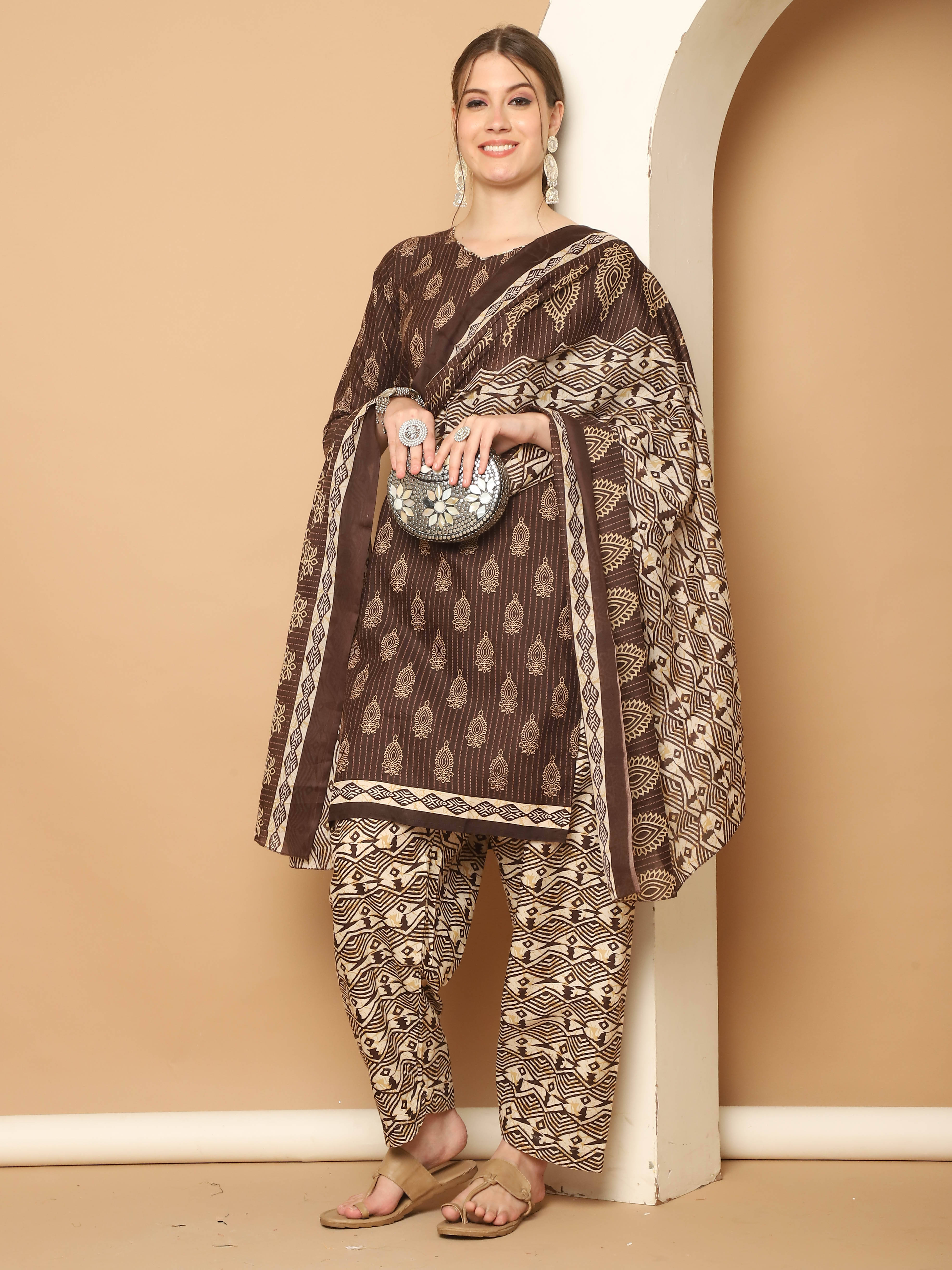 Wonder Weaves Women Cotton Blend Printed Straight Kurti With Patiala Salwar ( Brown ) Wonder Weaves Women Cotton Blend Printed Straight Kurti With Patiala Salwar ( Brown )