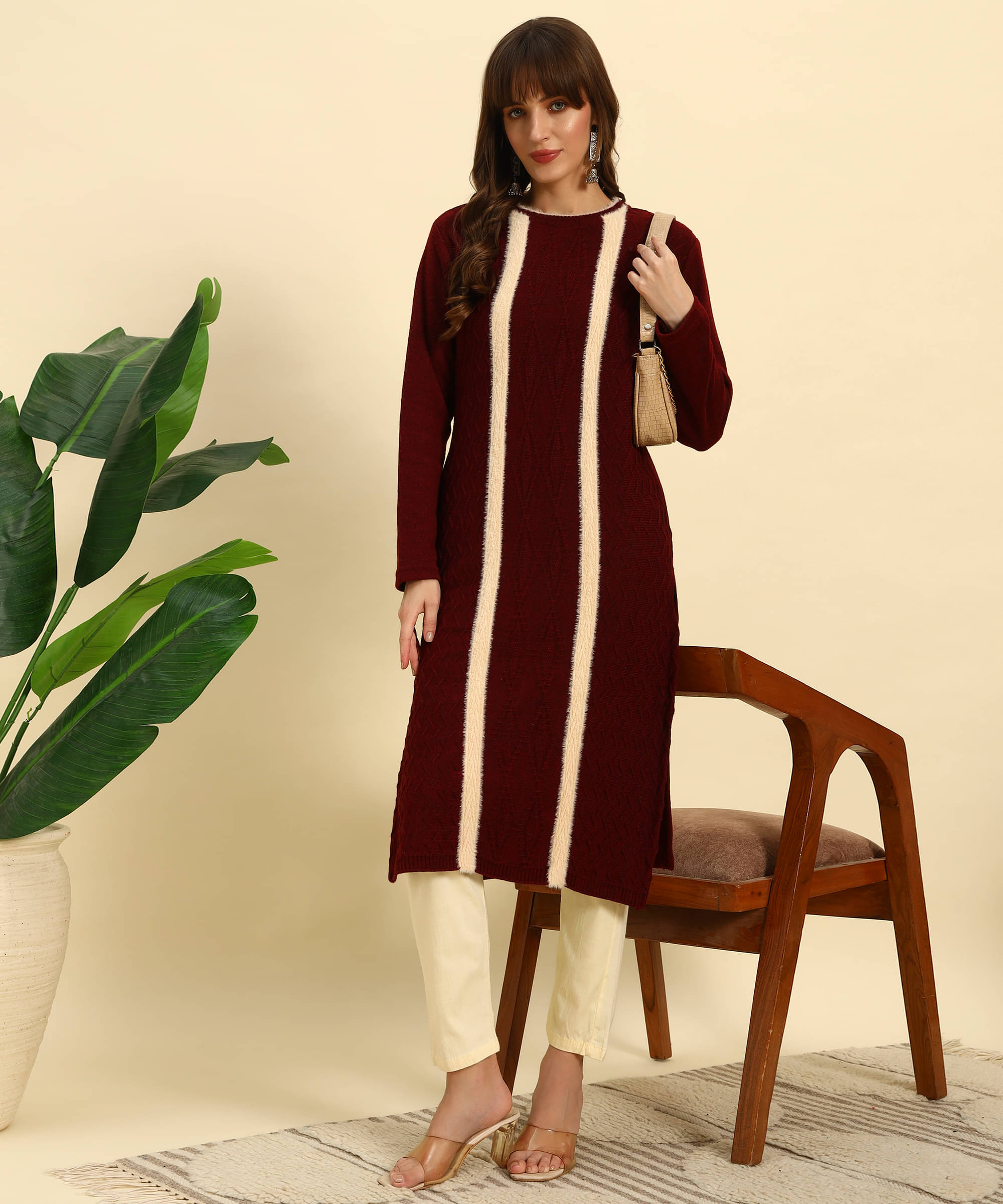     			Canblar Women Woollen Striped Straight Kurti ( Maroon )