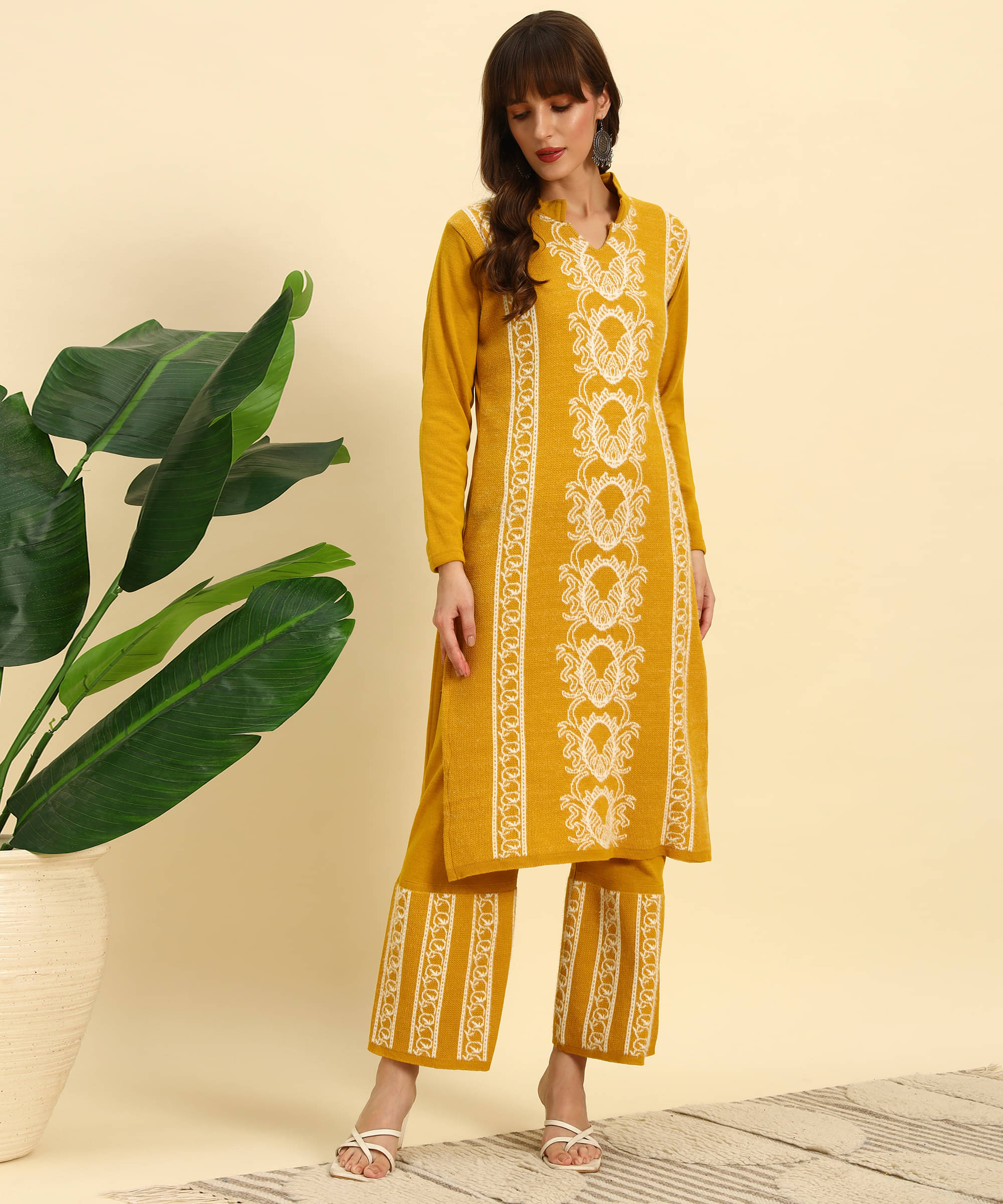    			Canblar Women Woollen Striped Straight Kurti With Palazzo ( Yellow )