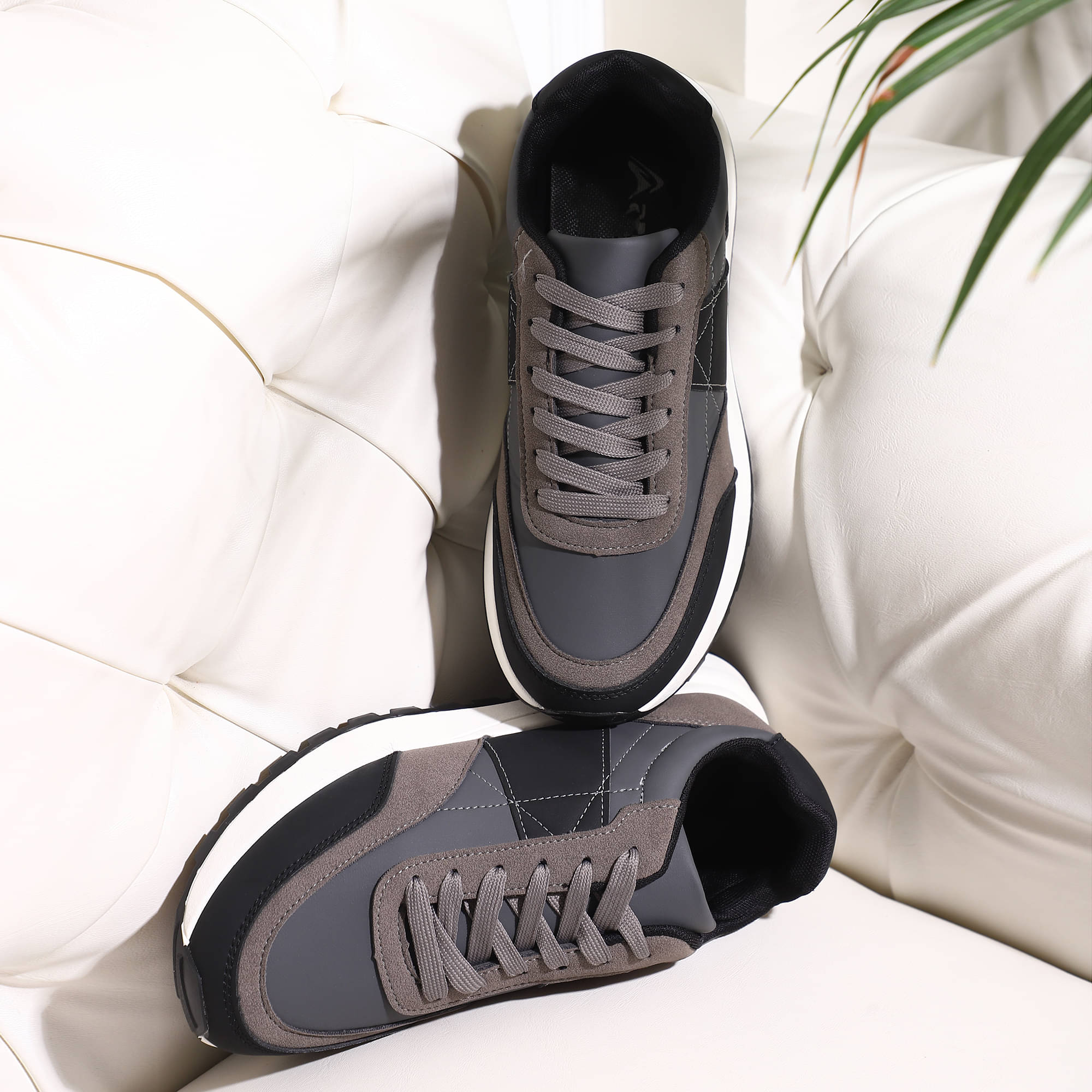     			GOLDSTAR Black Men's Sneakers