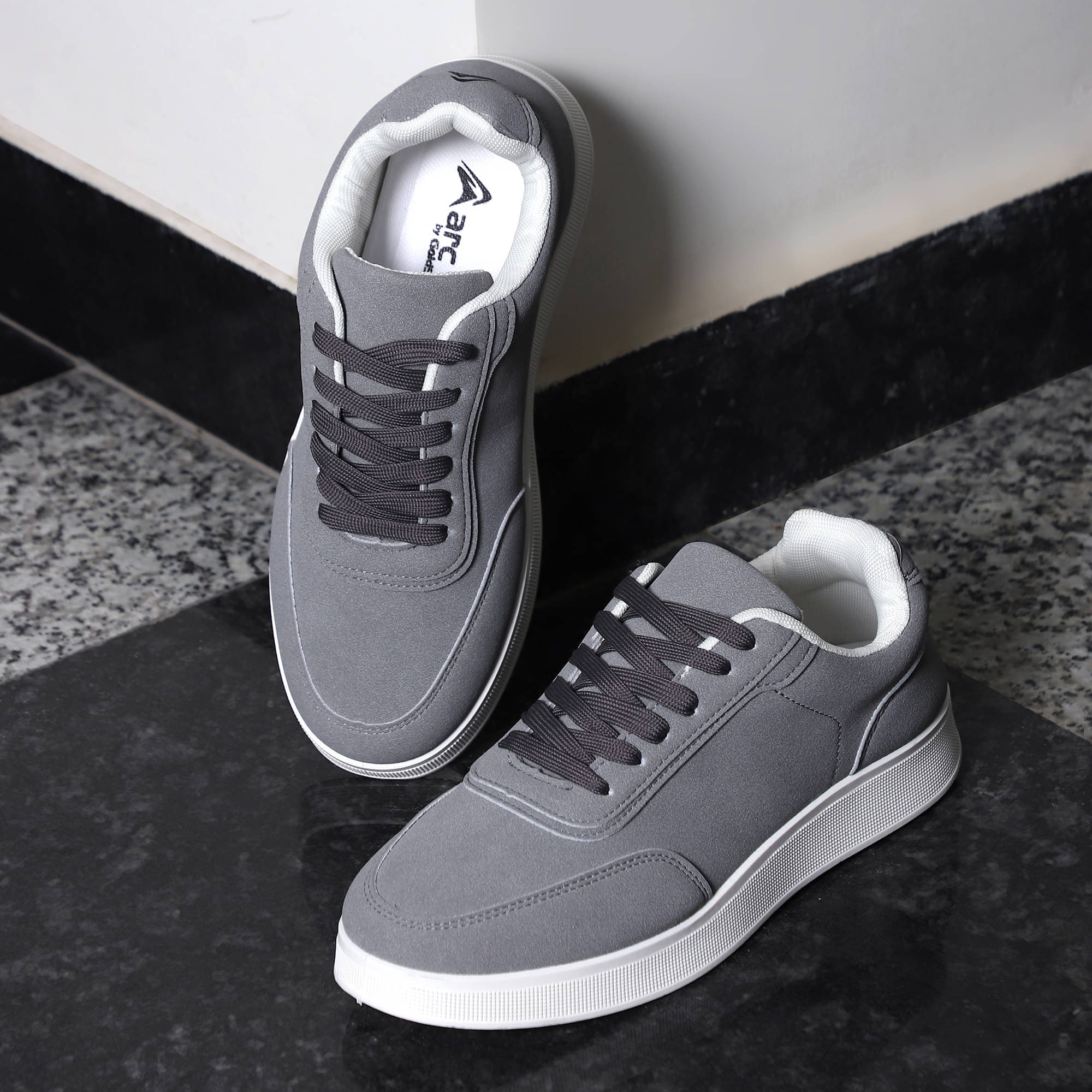     			GOLDSTAR Grey Men's Sneakers