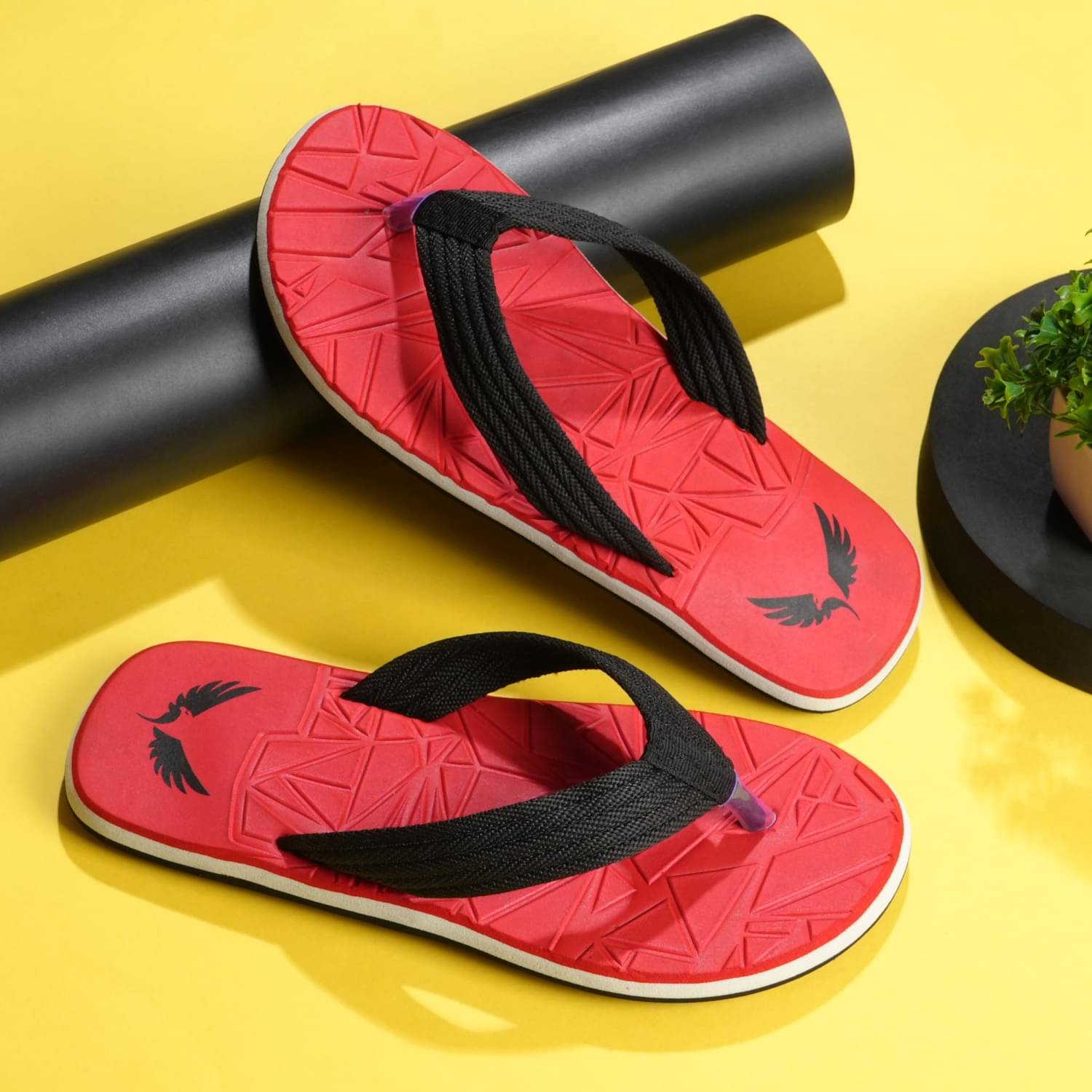     			LiteHawks Red Men's Daily Slipper