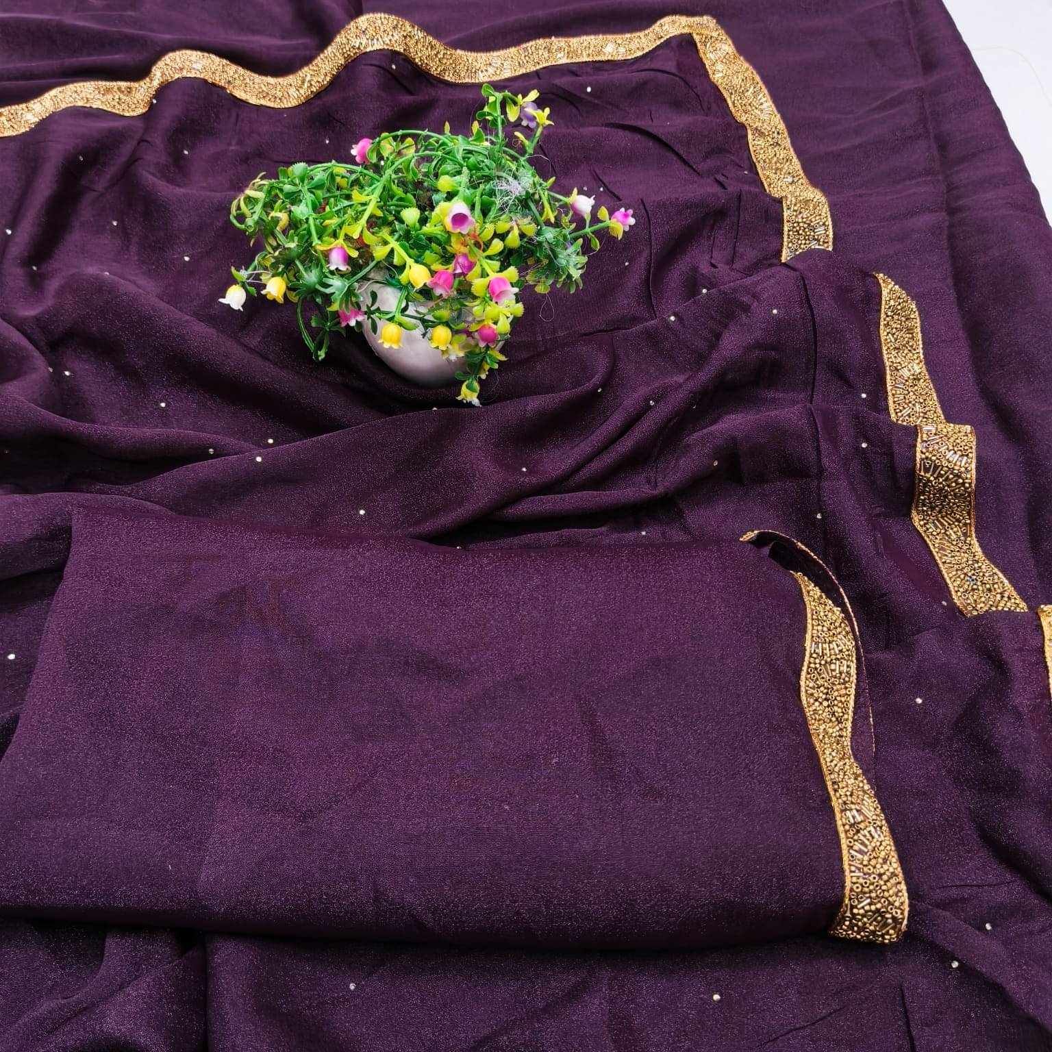     			Madhav Art Georgette Solid Regular Saree With Unstitched Blouse Piece ( Purple )