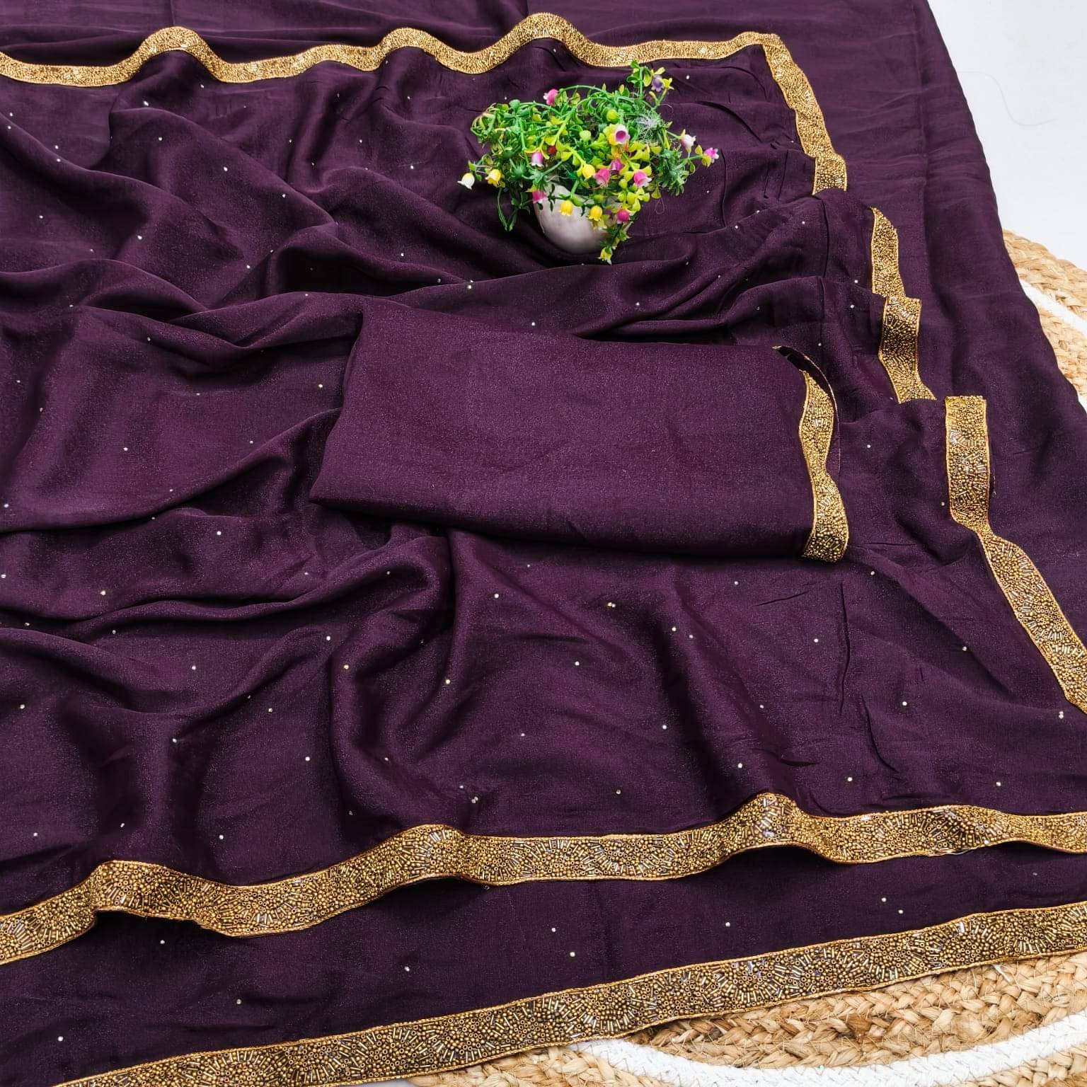     			Madhav Art Georgette Solid Regular Saree With Unstitched Blouse Piece ( Purple )