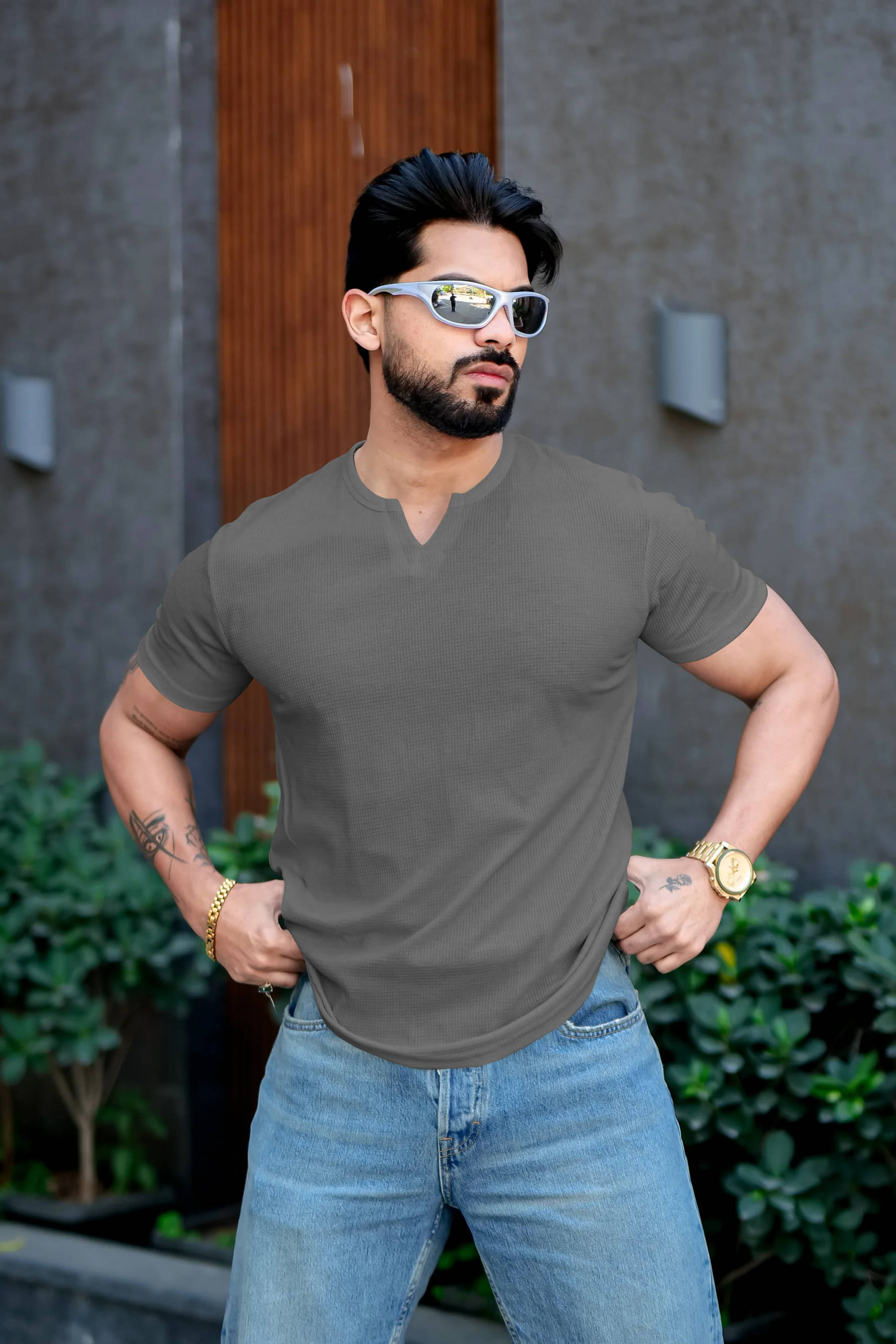 RUFICA Men Cotton Blend Regular Fit Self Design T-Shirt ( Grey )     			RUFICA Men Cotton Blend Regular Fit Self Design T-Shirt ( Grey )
