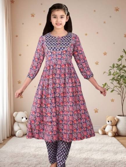     			Vetrokart Girls Cotton Blend Kurti with Pants ( Pack of 1 , Multicolor )
