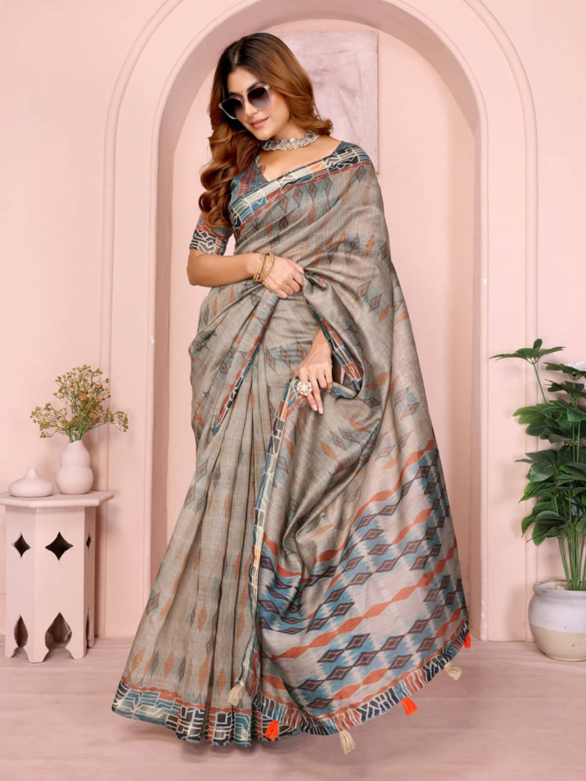     			kastbhanjan Chanderi Printed Chanderi saree With Unstitched Blouse Piece ( Grey )