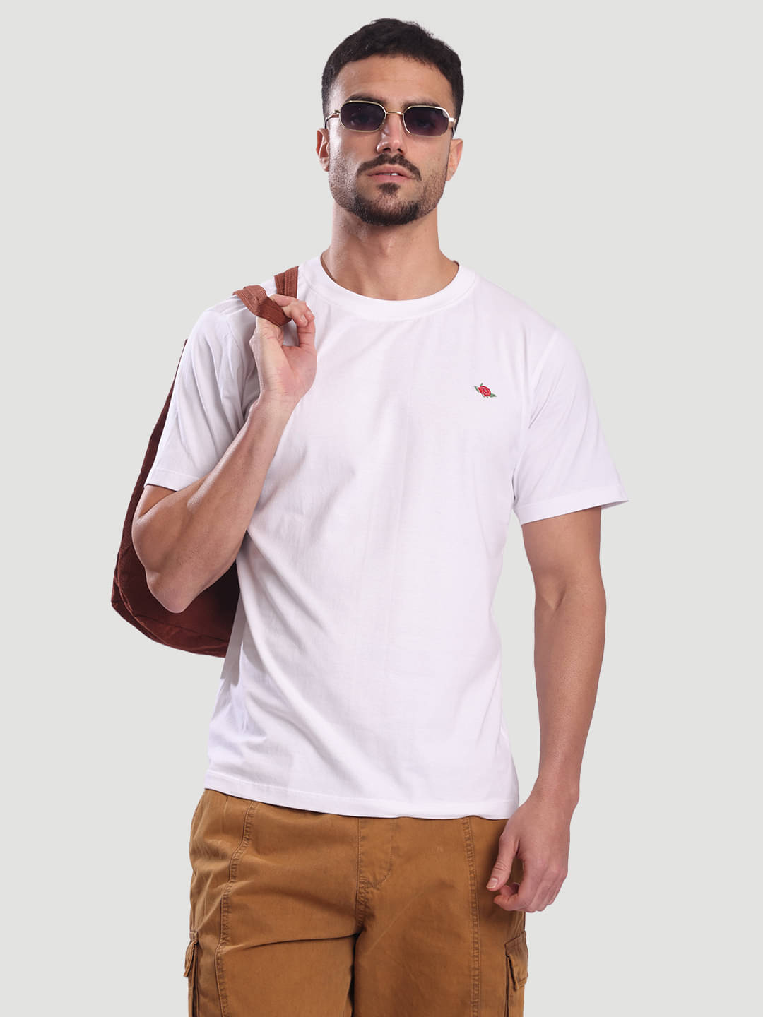 Bene Kleed Men 100% Cotton Regular Fit Embroidered T-Shirt ( White ) Bene Kleed Men 100% Cotton Regular Fit Embroidered T-Shirt ( White )