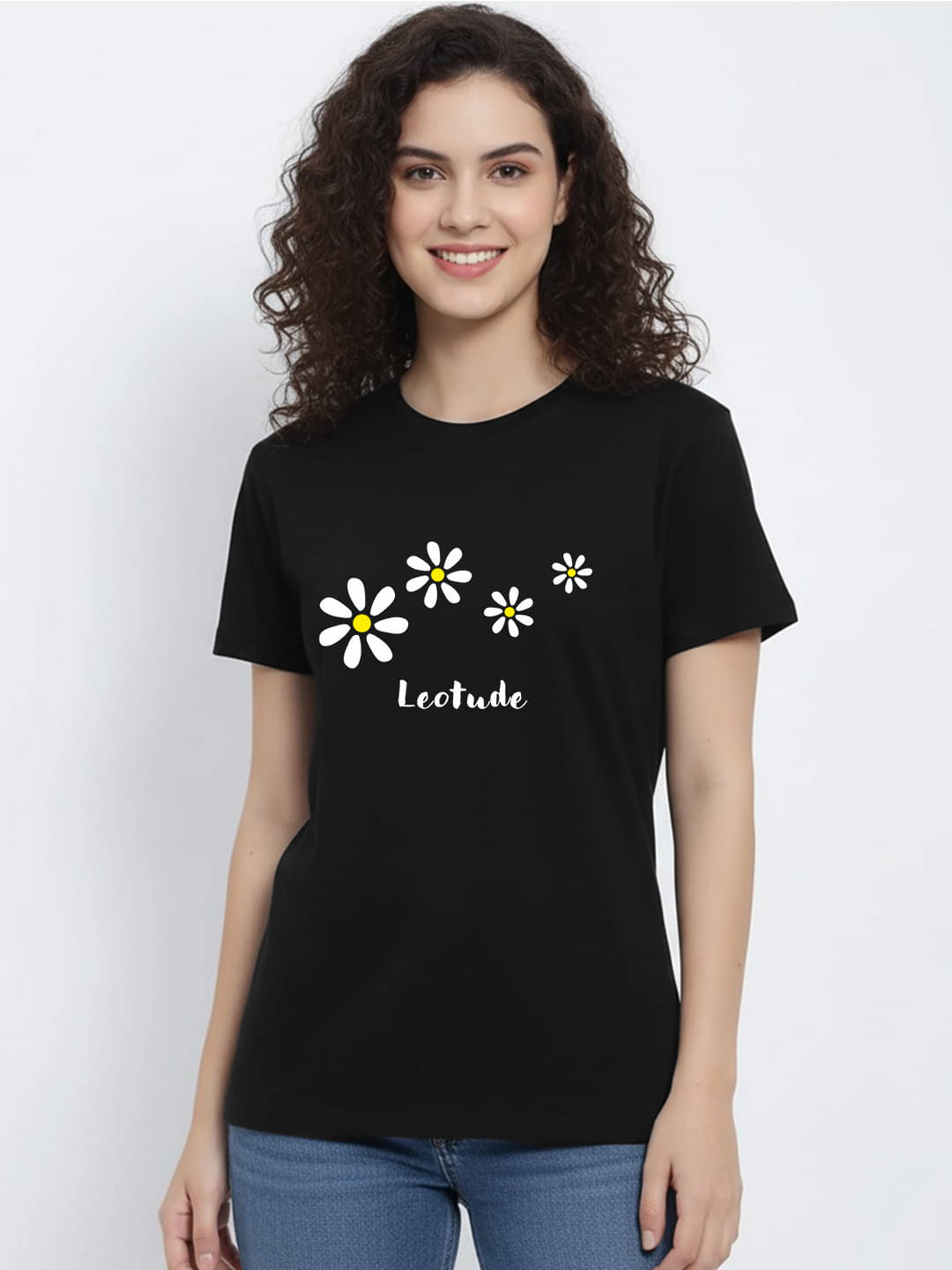     			Leotude Women Cotton Blend Printed Regular Fit Round Neck T-Shirt ( Black )
