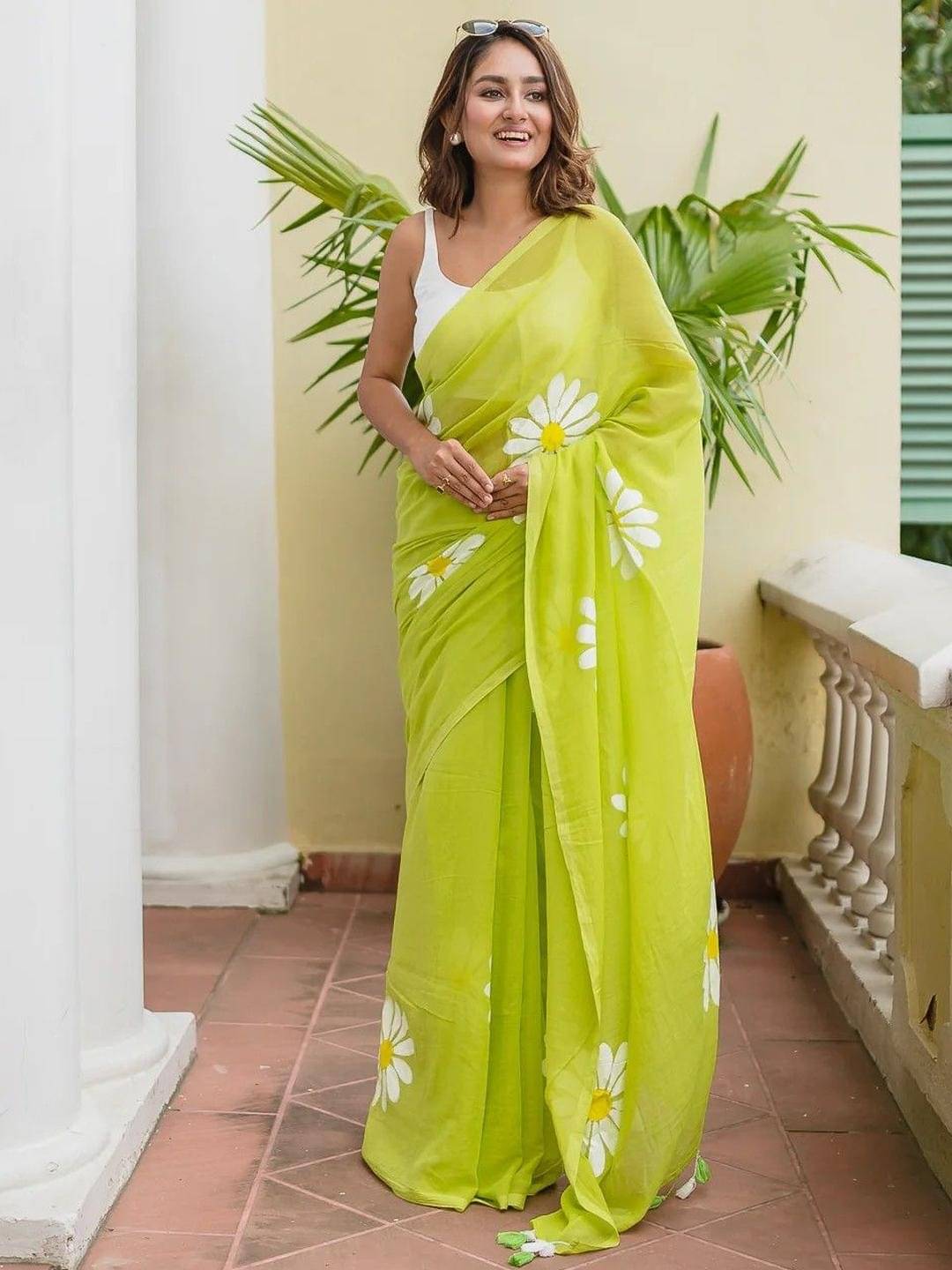 A TO Z CART Linen Printed Regular Saree With Unstitched Blouse Piece ( Lime Green1 ) A TO Z CART Linen Printed Regular Saree With Unstitched Blouse Piece ( Lime Green1 )