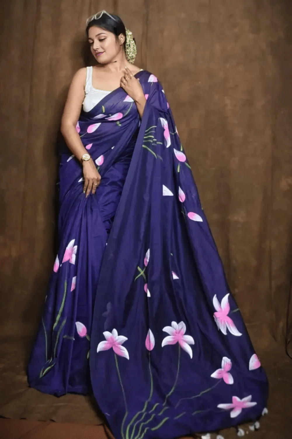 A TO Z CART Linen Printed Regular Saree With Unstitched Blouse Piece ( Navy Blue ) A TO Z CART Linen Printed Regular Saree With Unstitched Blouse Piece ( Navy Blue )