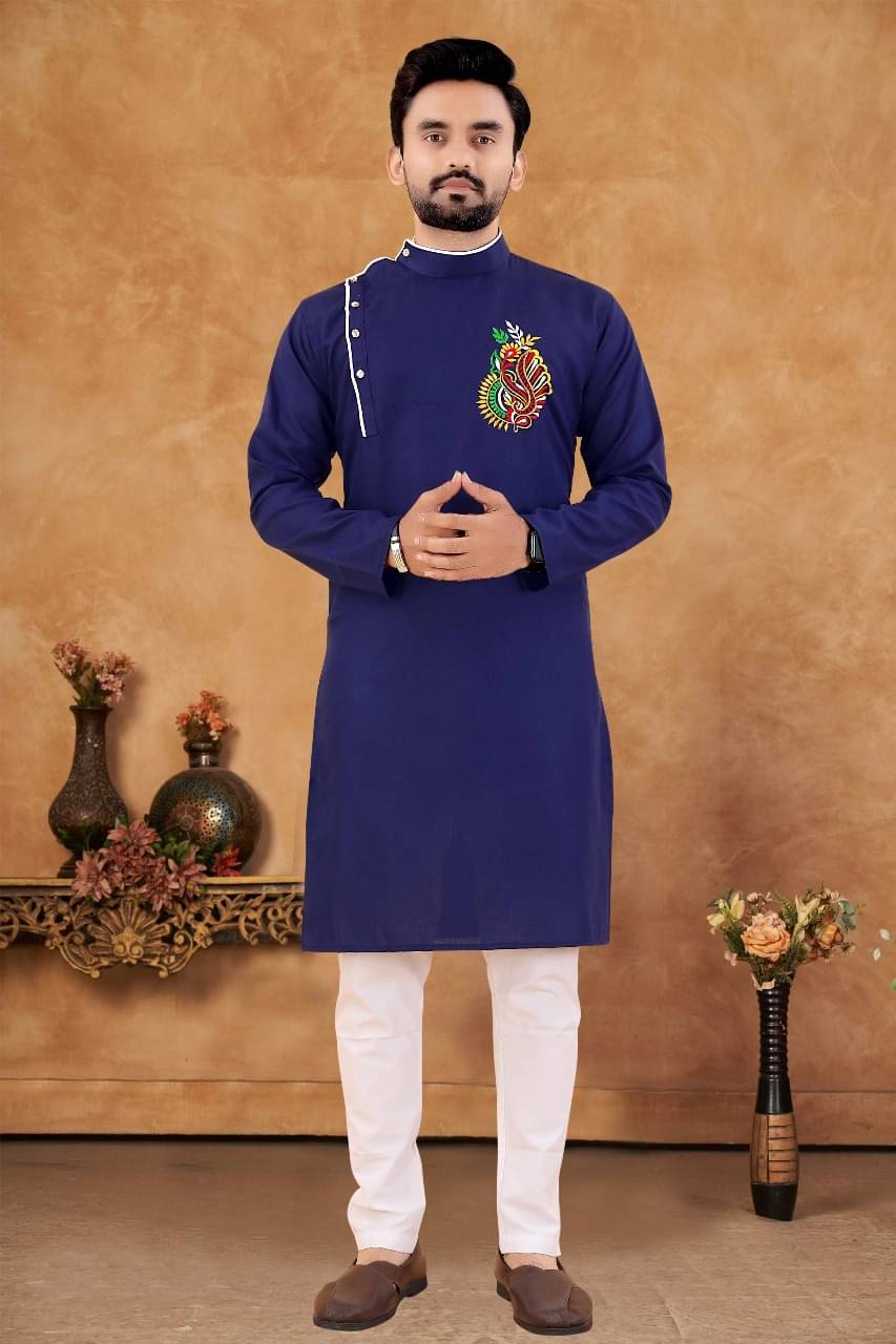     			AMAR VSTRA Blue Cotton Blend Men's Regular Kurta ( Pack of 1 )