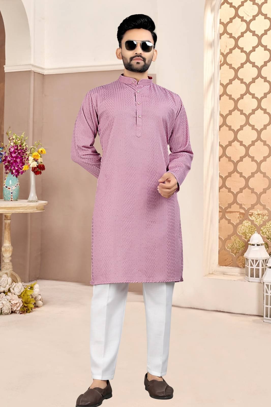     			AMAR VSTRA Light Pink Cotton Blend Men's Regular Kurta ( Pack of 1 )