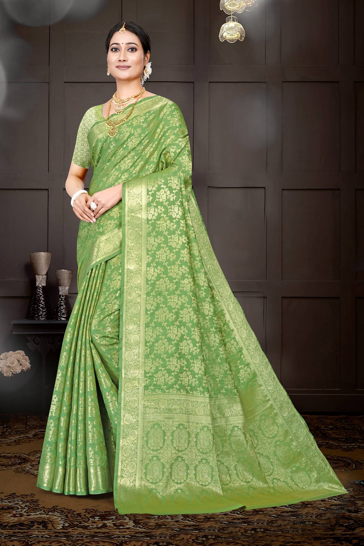     			Aika Bangalore Silk Solid Regular Saree With Unstitched Blouse Piece ( Sea Green )