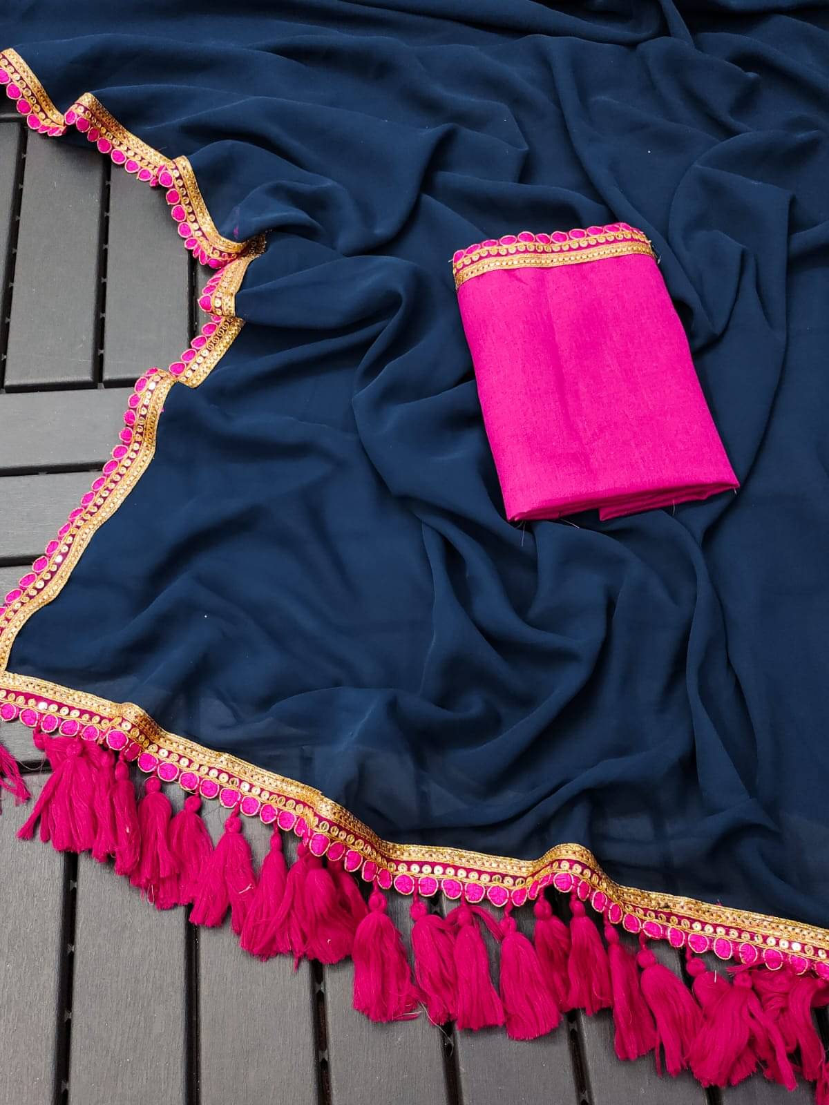 GALAXY STUDIOS Georgette Embellished Banarasi saree With Unstitched Blouse Piece ( Navy Blue,Pink ) GALAXY STUDIOS Georgette Embellished Banarasi saree With Unstitched Blouse Piece ( Navy Blue,Pink )