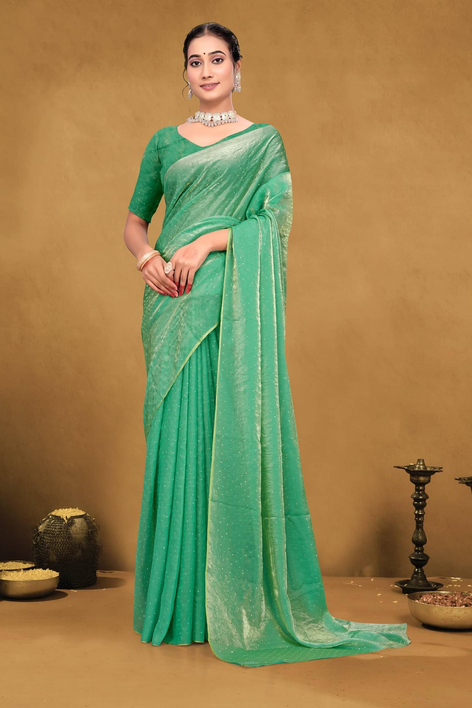     			JULEE Satin Solid Regular Saree With Unstitched Blouse Piece ( Blue )