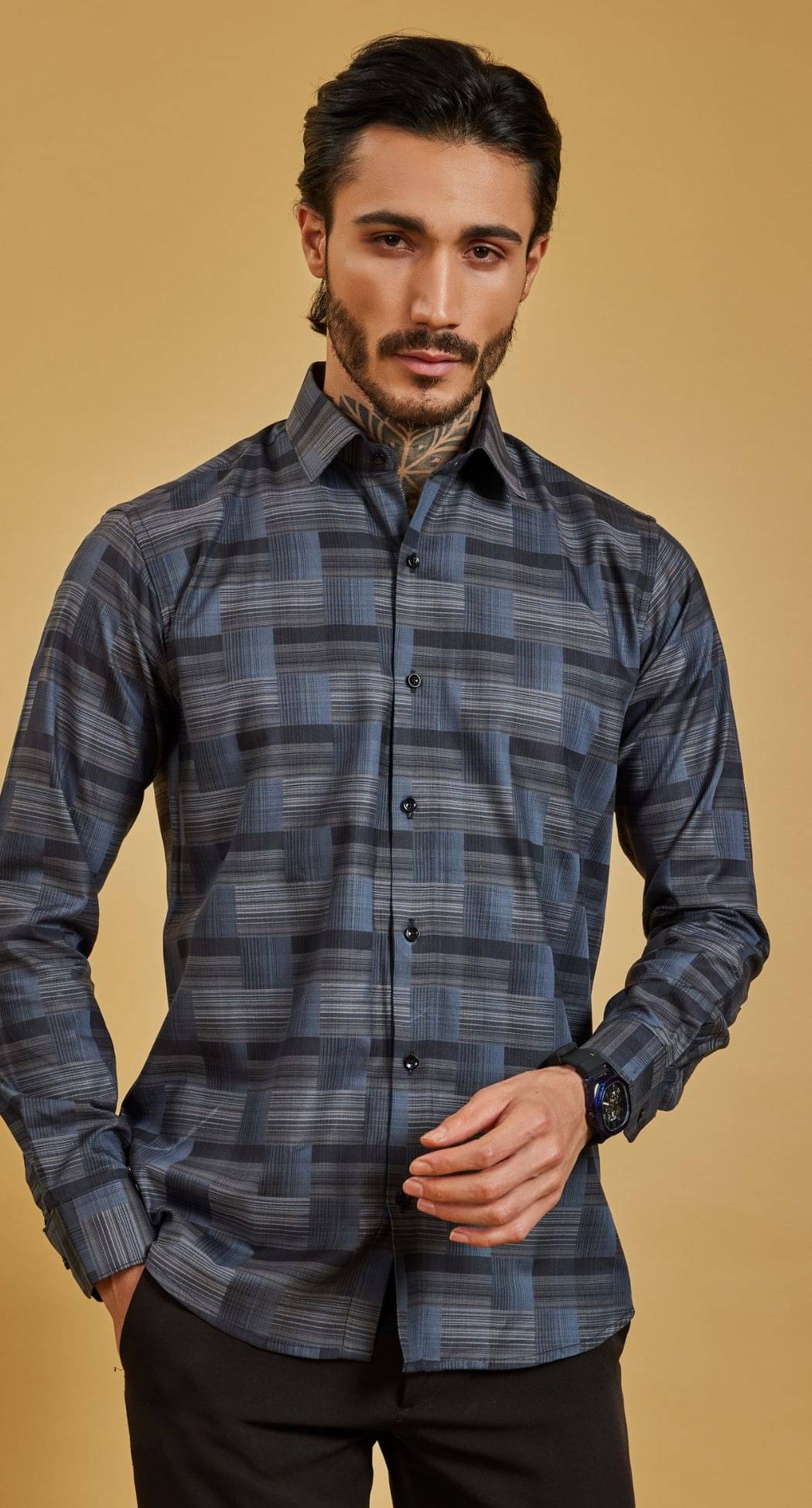     			OTFIT FEB PRIVATE LIMITED Cotton Blend Regular Fit Full Sleeves Men's Formal Shirt - Black ( Pack of 1 )