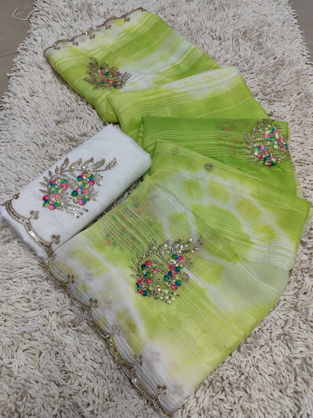     			Sareez House Chiffon Embroidered Regular Saree With Unstitched Blouse Piece ( Light Green )