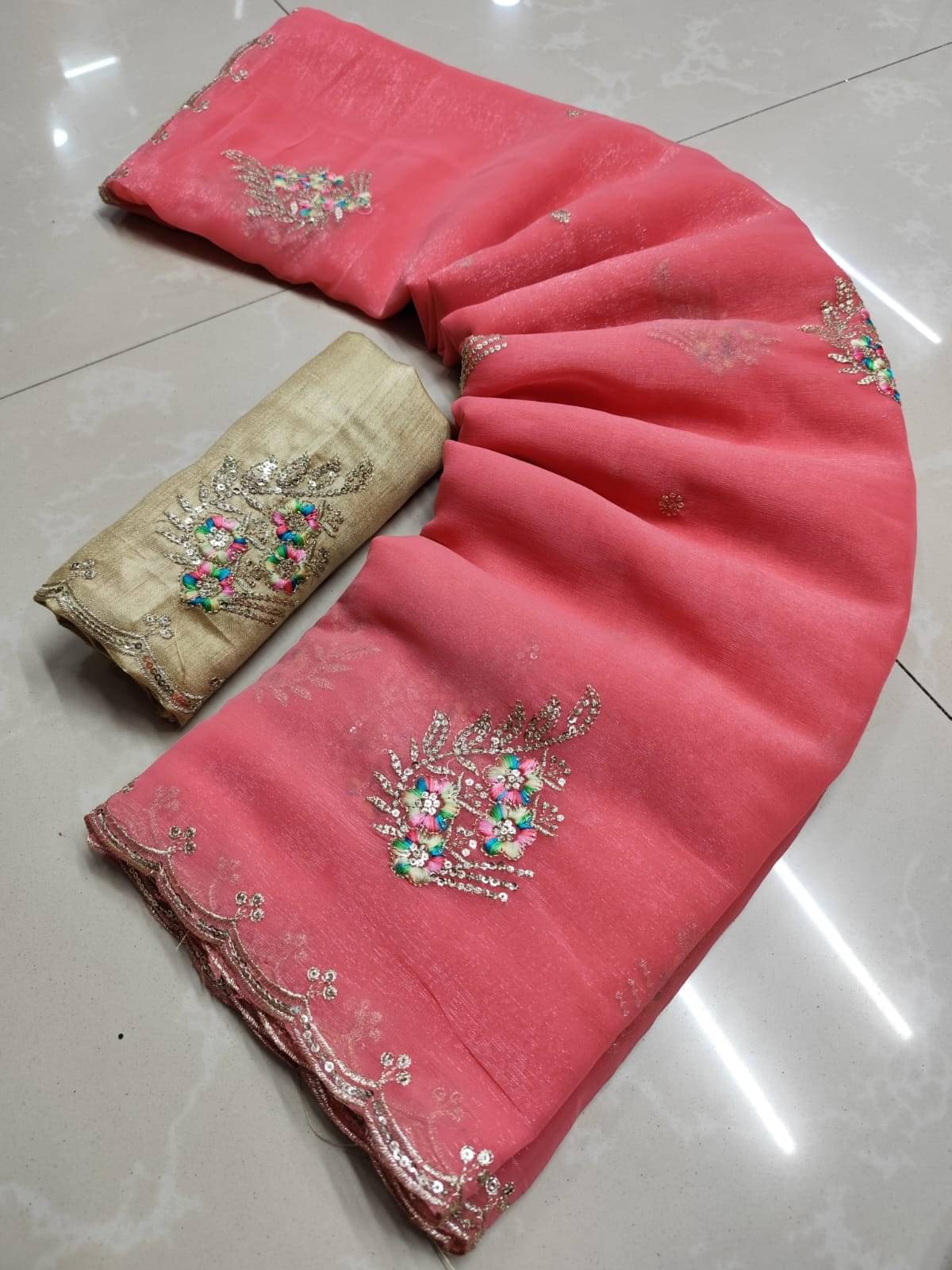     			Sareez House Chiffon Embroidered Regular Saree With Unstitched Blouse Piece ( Peach )