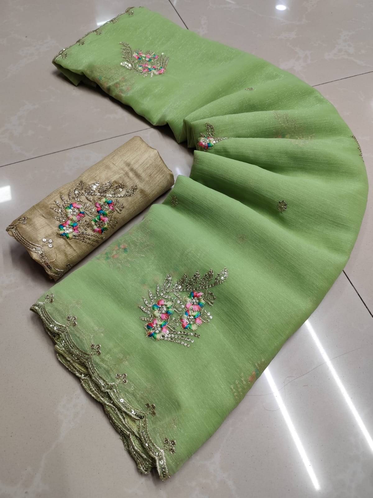 Sareez House Chiffon Embroidered Regular Saree With Unstitched Blouse Piece ( Green ) Sareez House Chiffon Embroidered Regular Saree With Unstitched Blouse Piece ( Green )