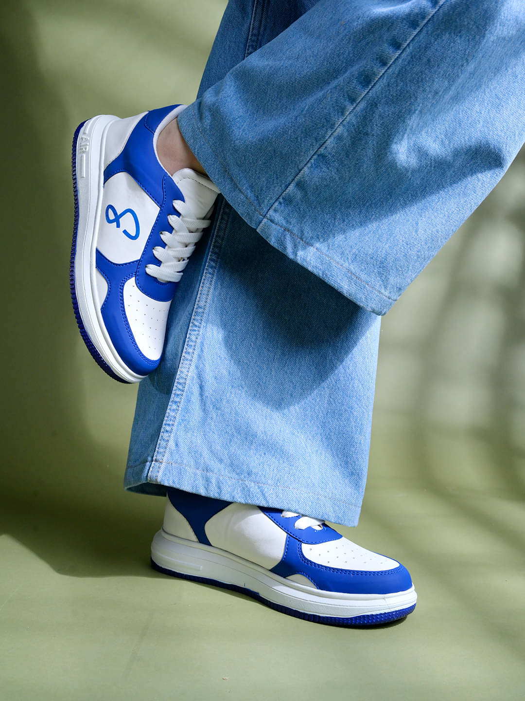    			Stylestry Blue Women's Sneakers