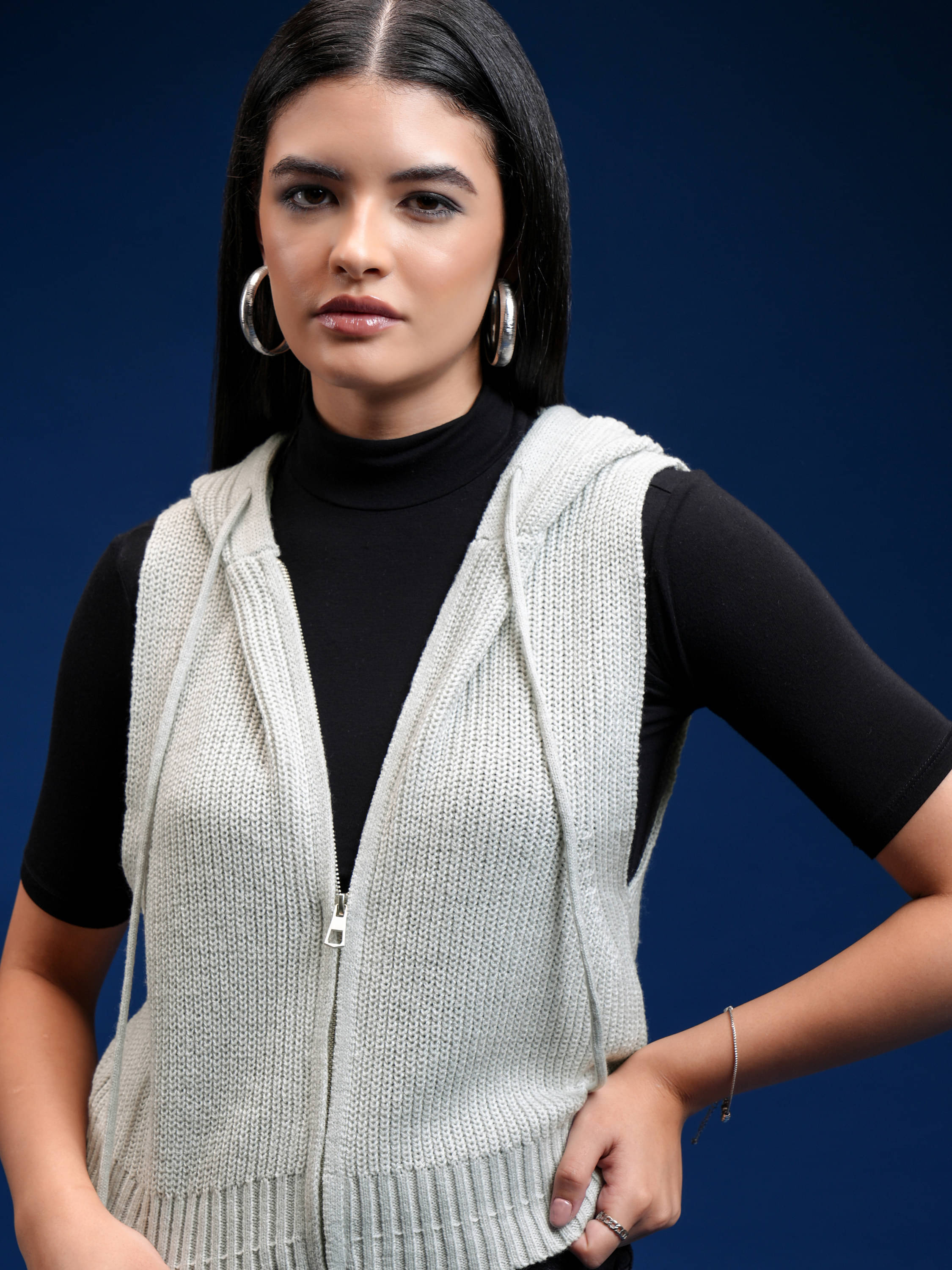     			Tokyo Talkies Acrylic Hooded Women's Cardigans Dress - Grey ( Pack of 1 )