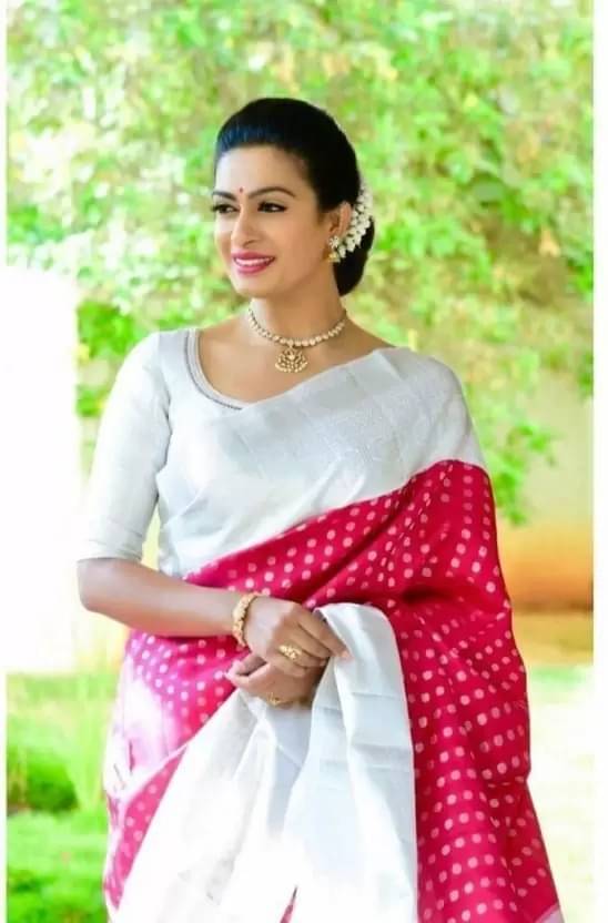 varutex Silk Embellished Regular Saree With Unstitched Blouse Piece ( White ) varutex Silk Embellished Regular Saree With Unstitched Blouse Piece ( White )