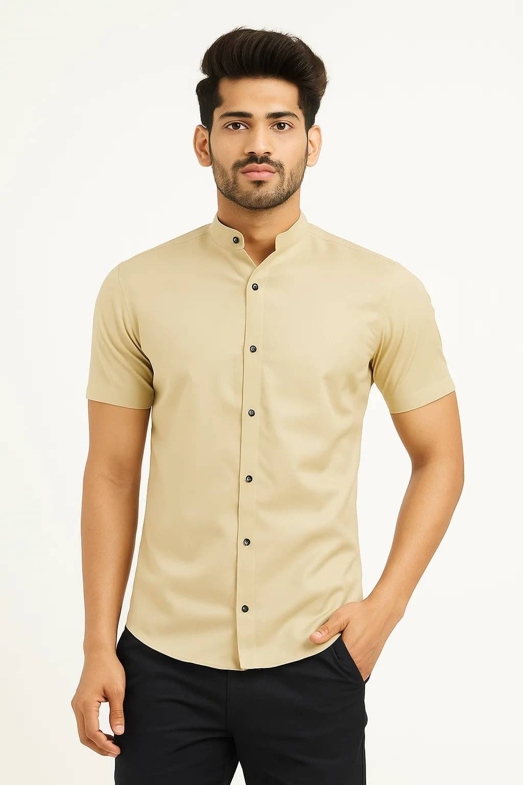     			CROWNTAIL Cotton Blend Regular Fit Solids Half Sleeves Men's Casual Shirt - Beige ( Pack of 1 )