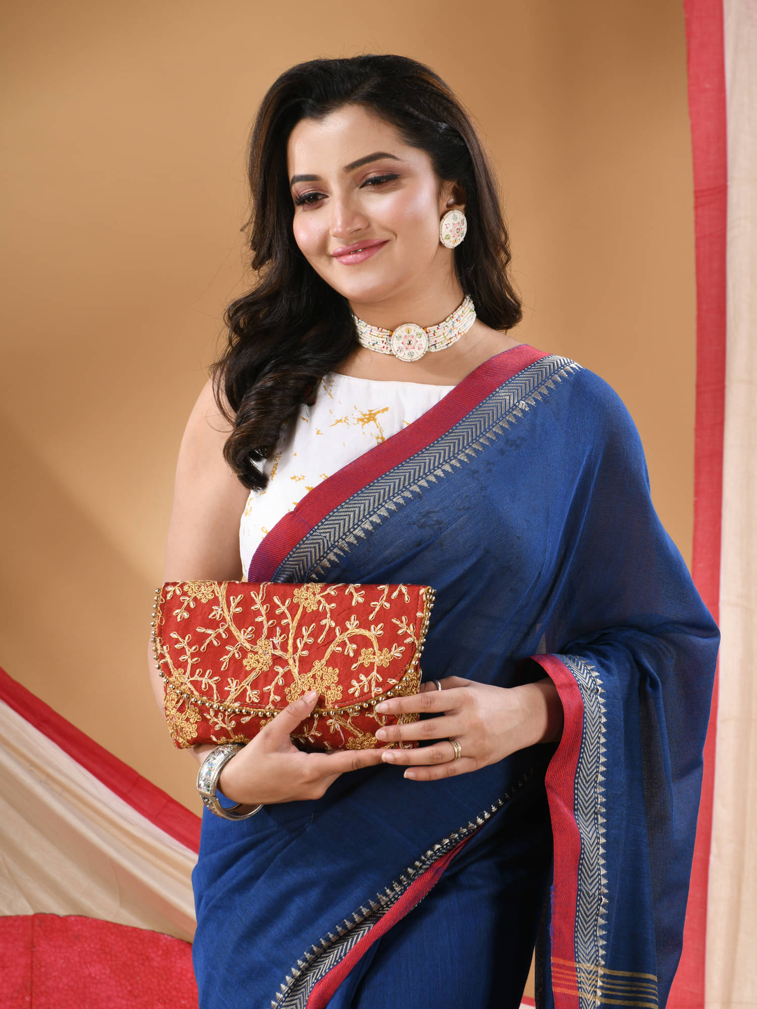     			Desh Bidesh Cotton Self Design Regular Saree With Unstitched Blouse Piece ( Blue )