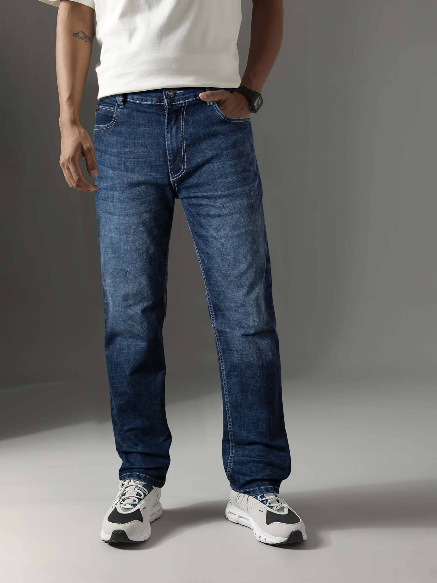 JB JUST BLACK Straight Washed Men's Jeans - Blue ( Pack of 1 ) JB JUST BLACK Straight Washed Men's Jeans - Blue ( Pack of 1 )