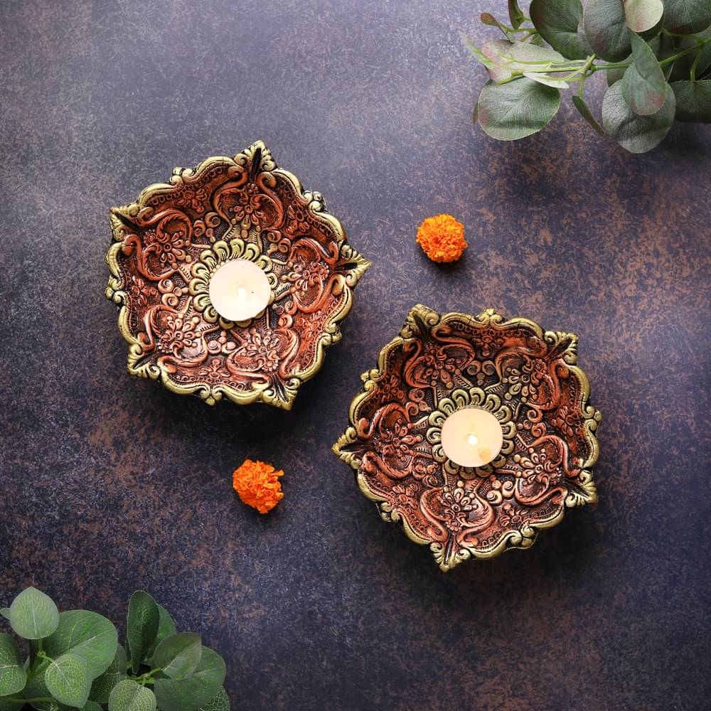     			THE HANDICRAFTIAN Terracotta Panchmukhi Diya Diya - Pack of 1