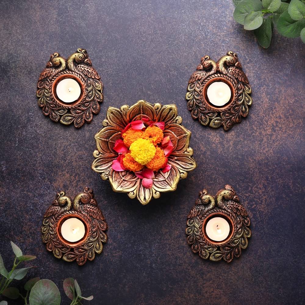     			THE HANDICRAFTIAN Terracotta Table Diya - Pack of 1